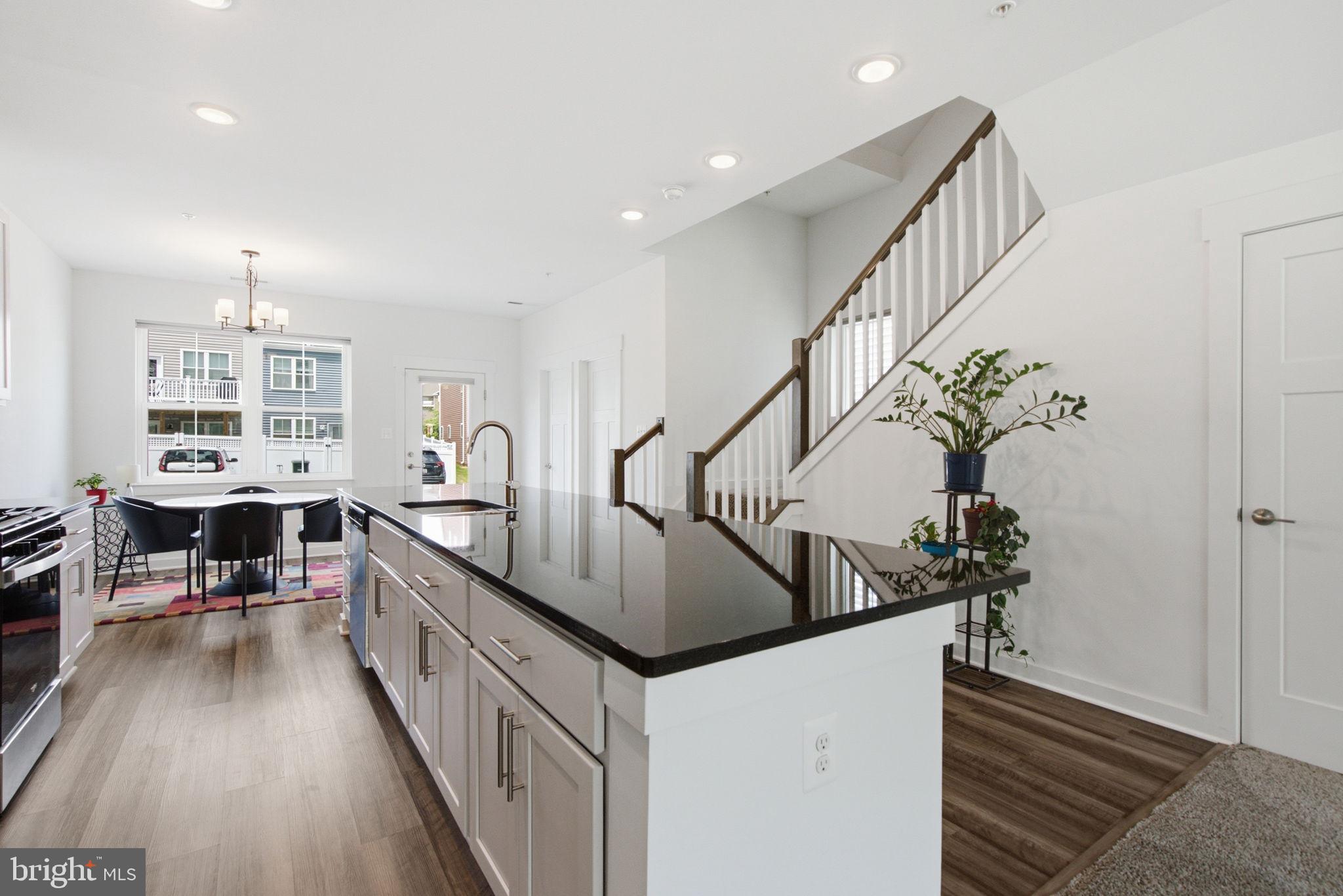 GAMBRILL VIEW - Residential