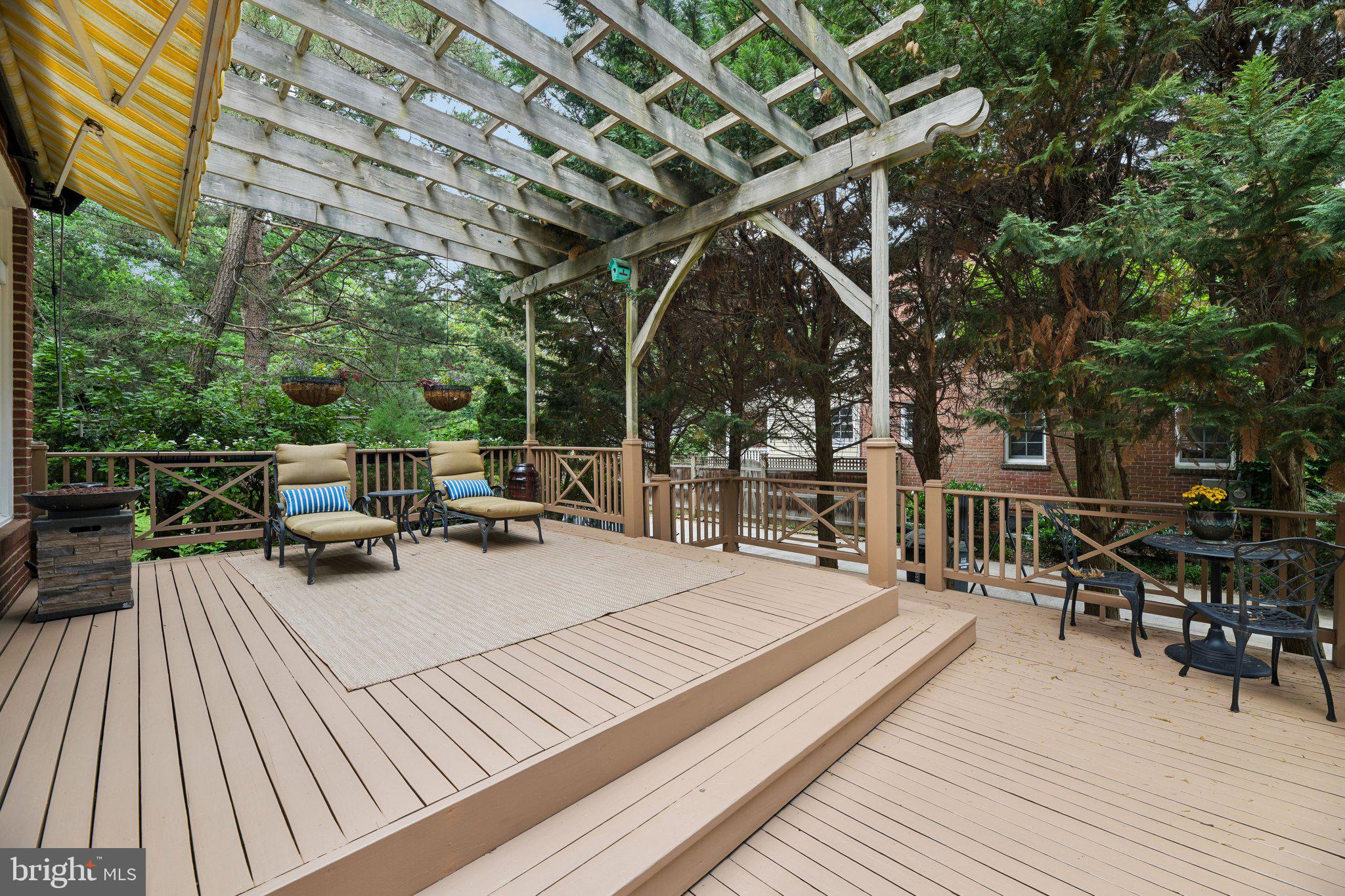 AMERICAN UNIVERSITY PARK - Residential