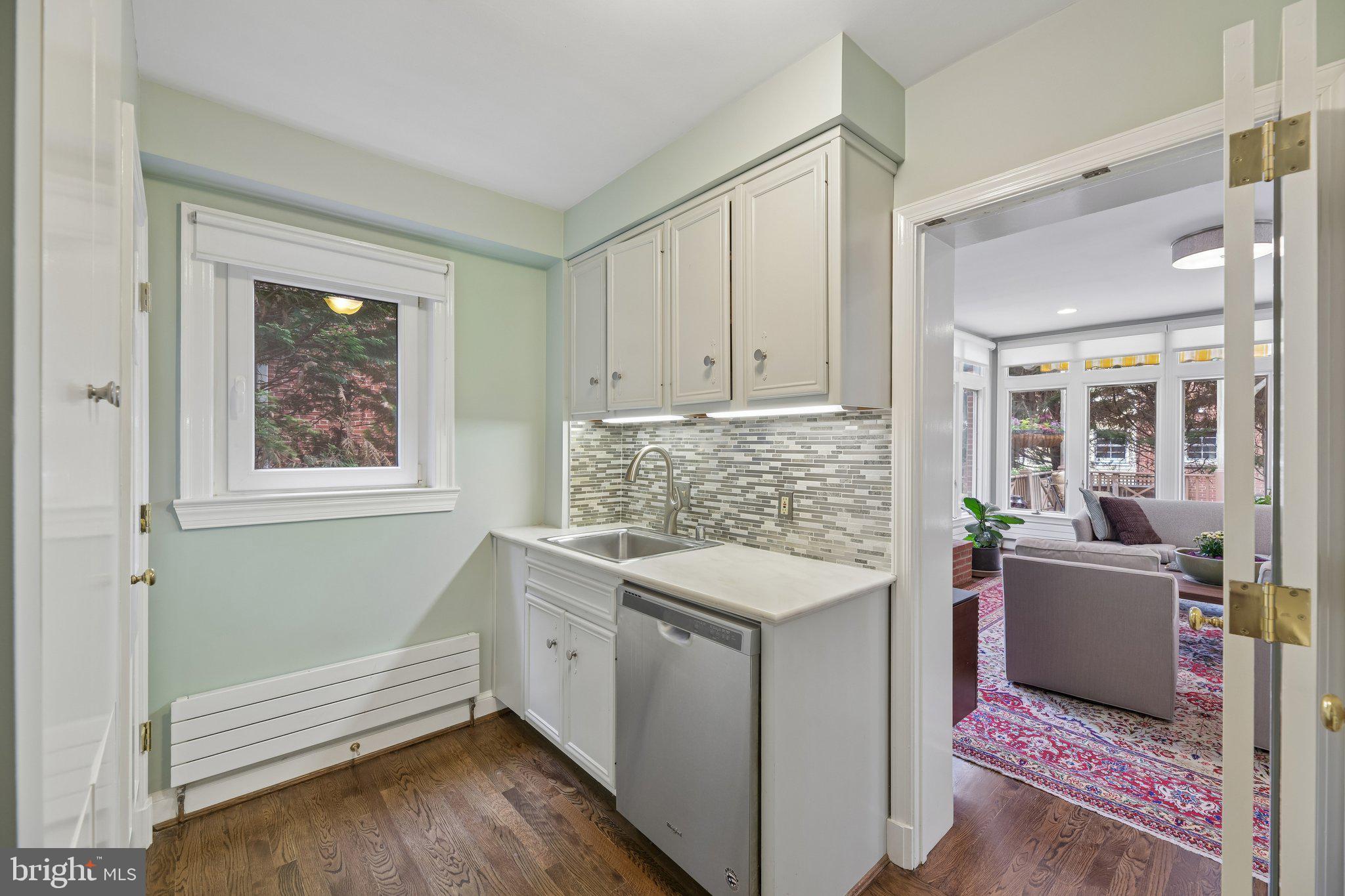 AMERICAN UNIVERSITY PARK - Residential