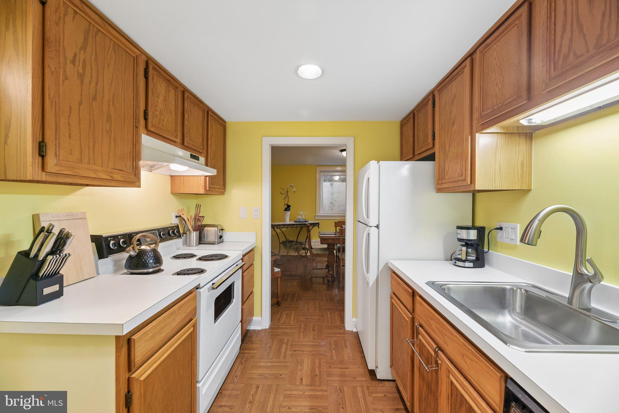 AMERICAN UNIVERSITY PARK - Residential