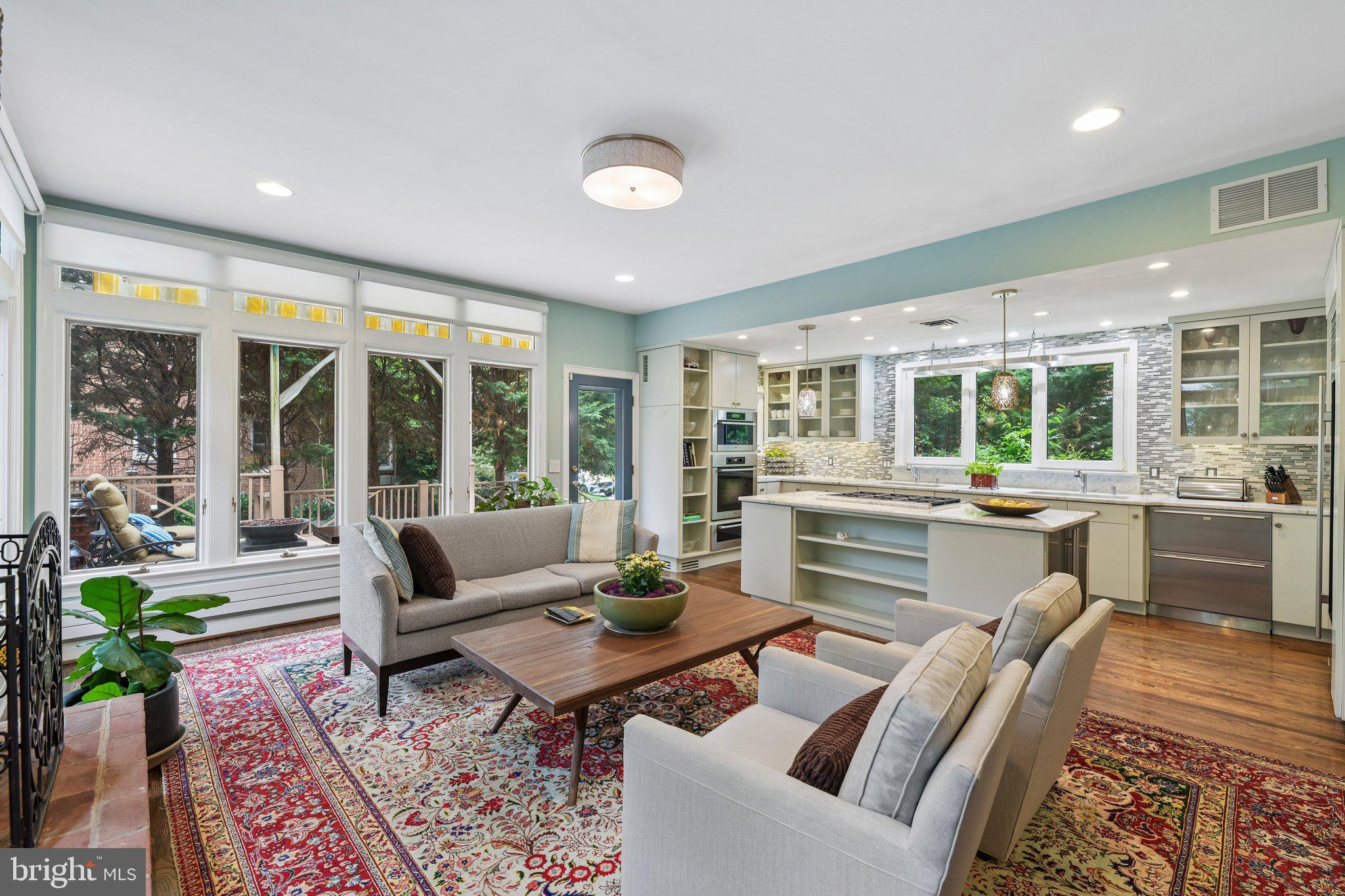 AMERICAN UNIVERSITY PARK - Residential