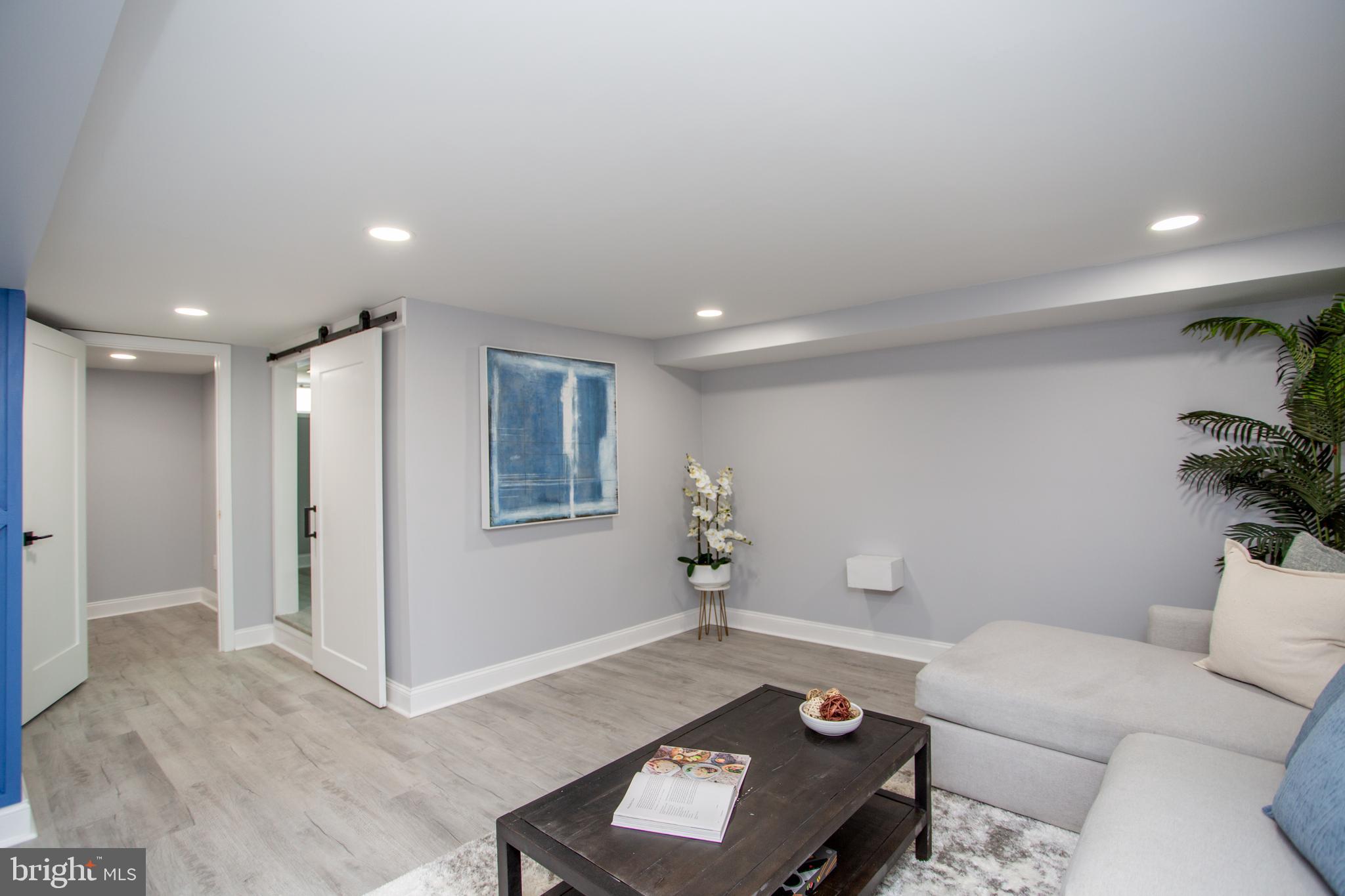 CASEY HILLS - Residential