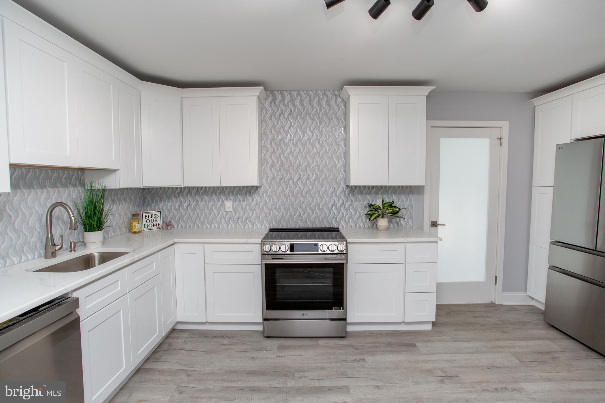 CASEY HILLS - Residential