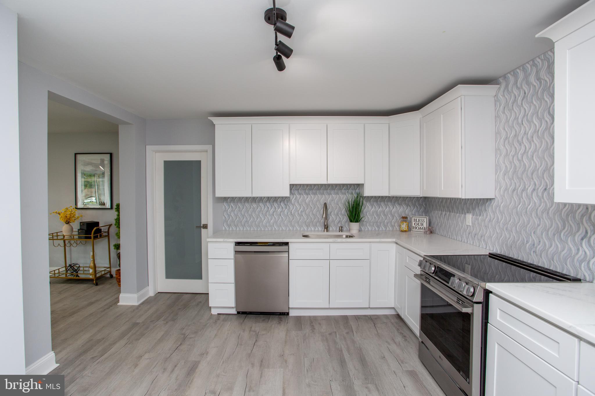 CASEY HILLS - Residential