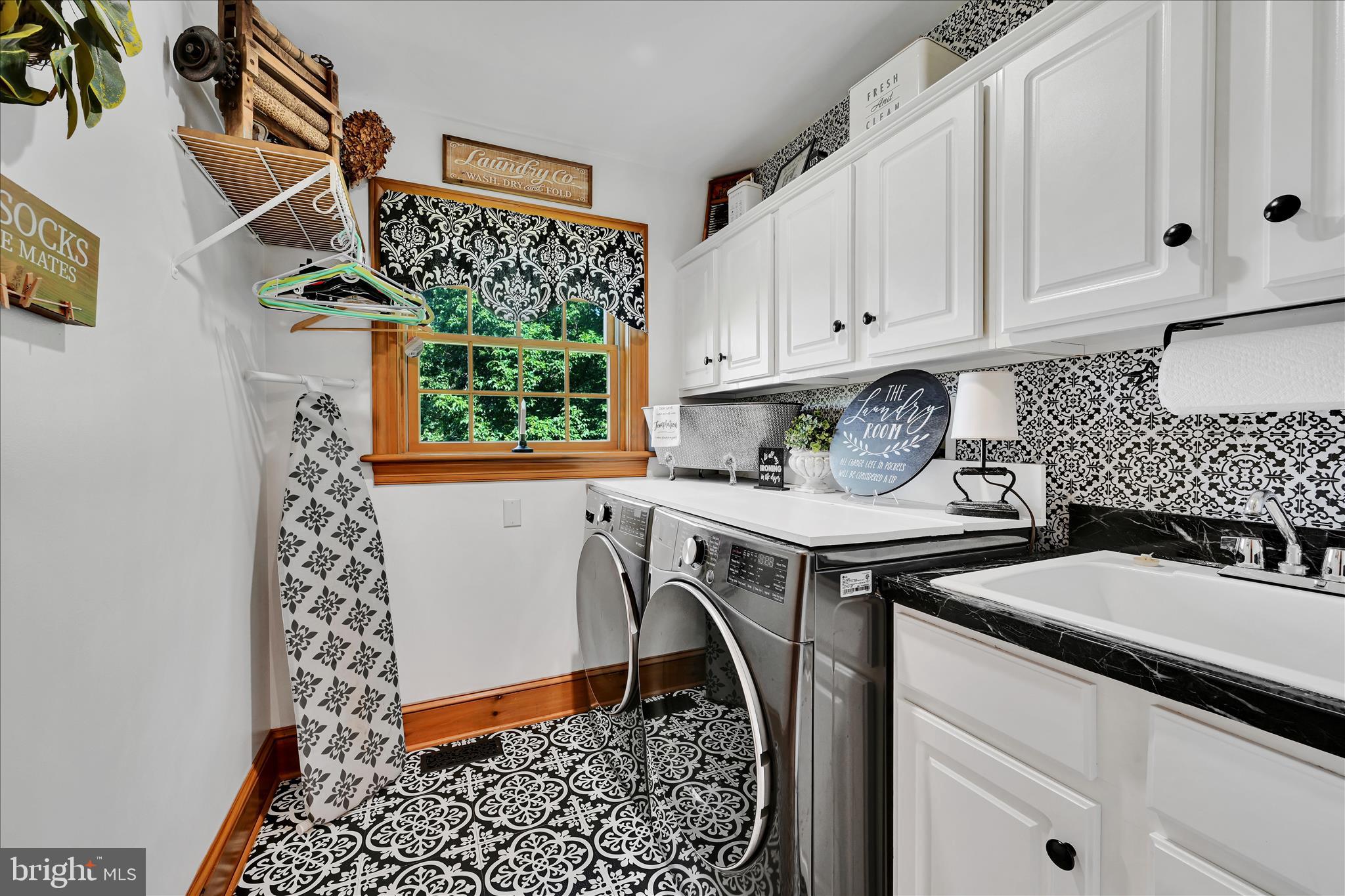 LITTLE BRITAIN - Residential