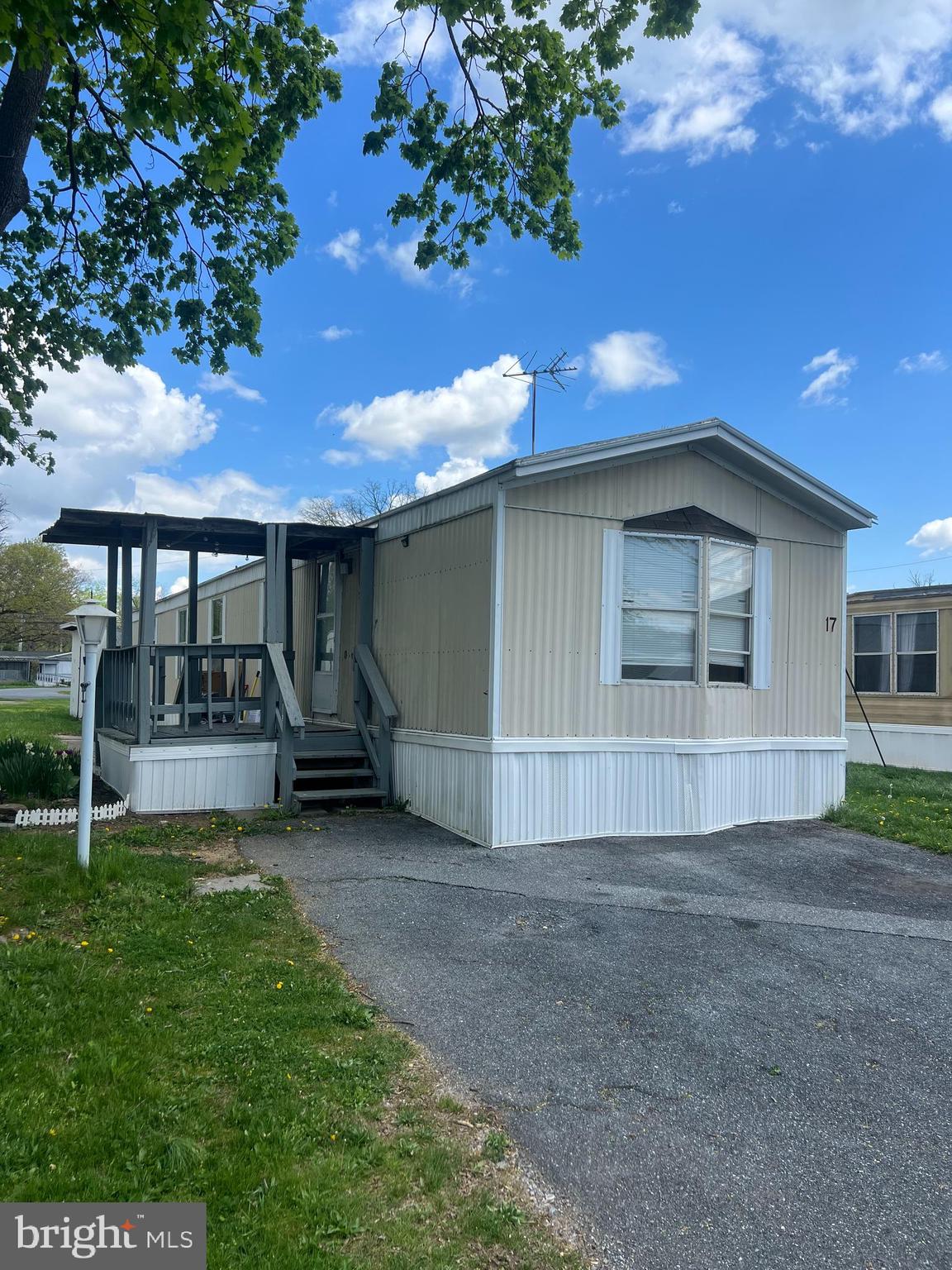 HARBORTON PLACE - Residential