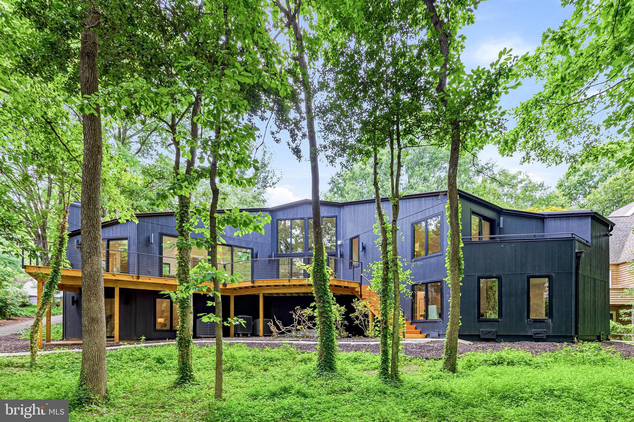 RESTON - Residential