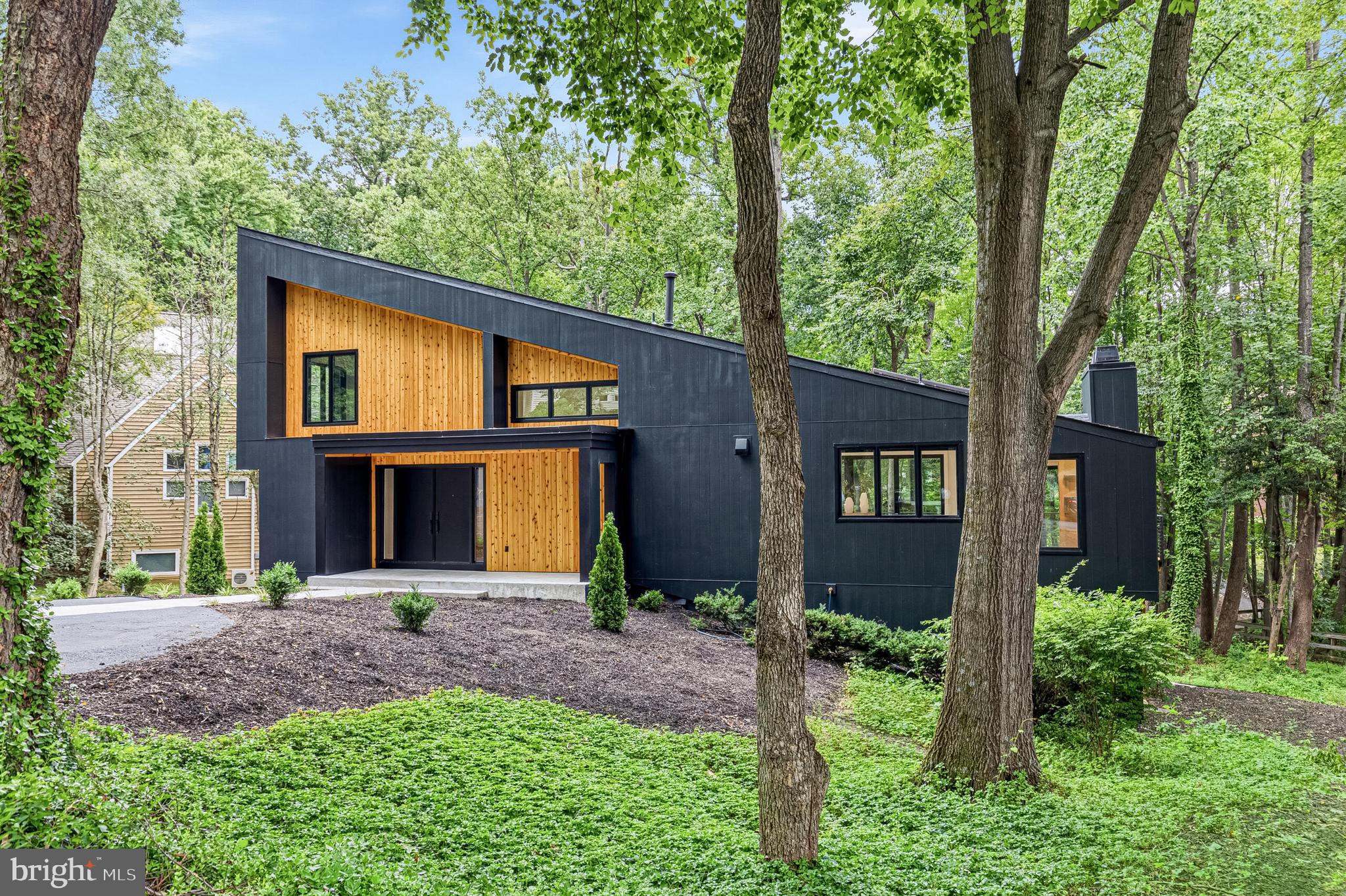 RESTON - Residential