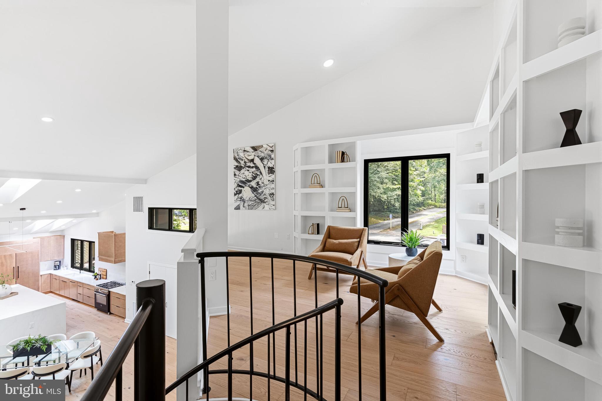 RESTON - Residential