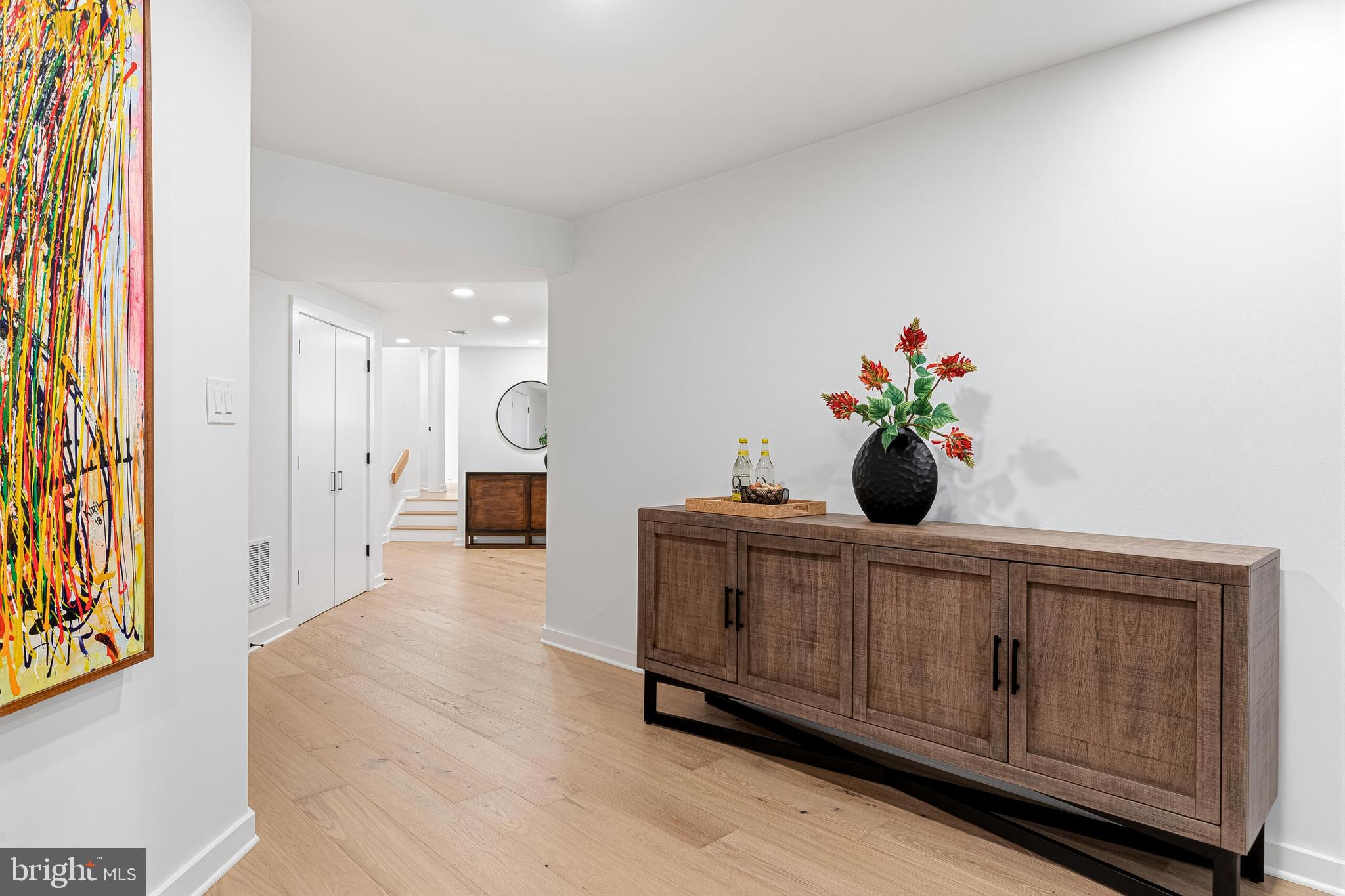 RESTON - Residential