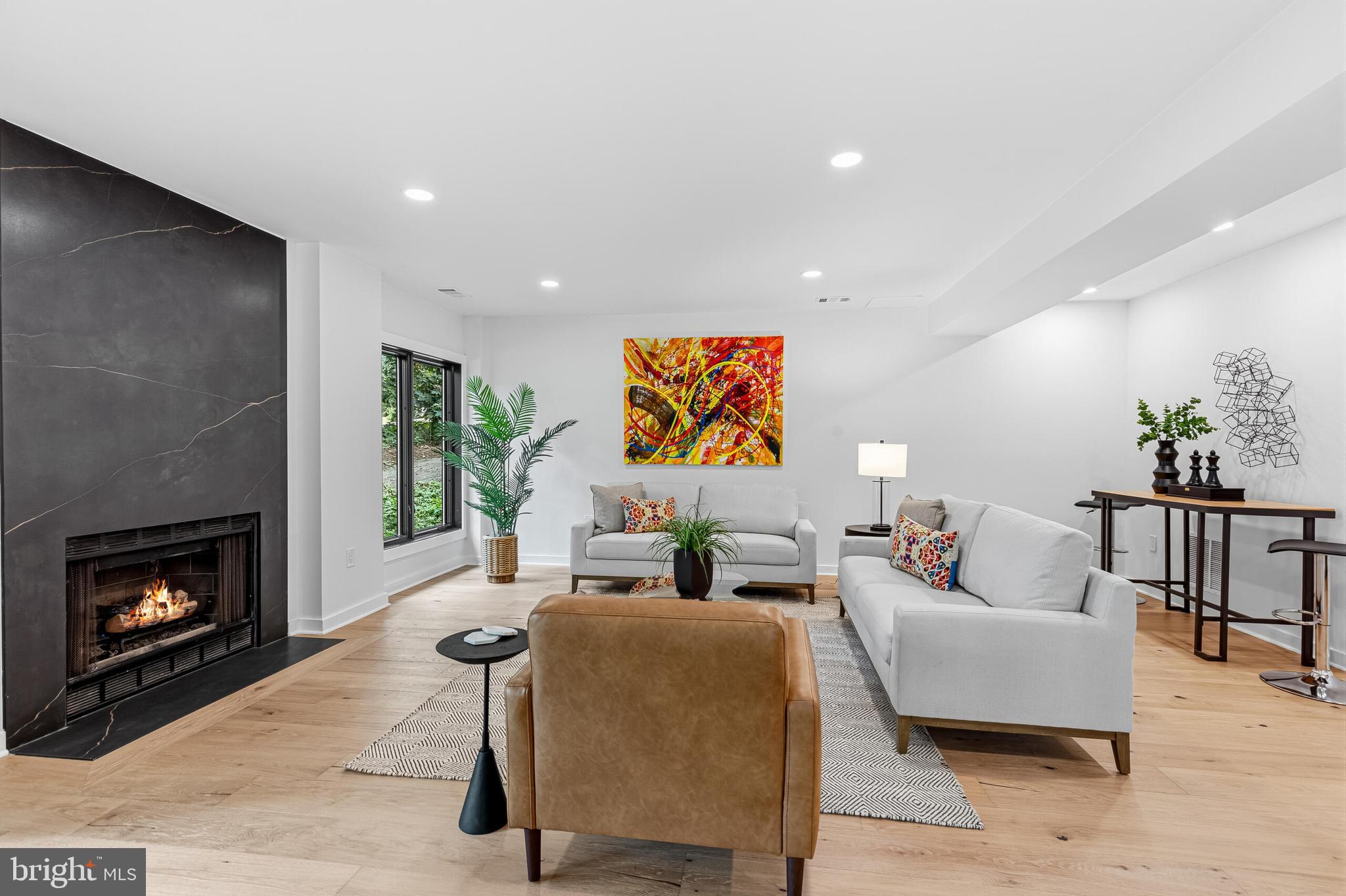 RESTON - Residential