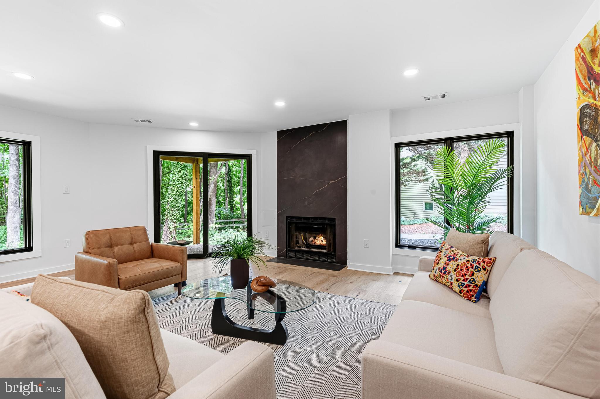 RESTON - Residential