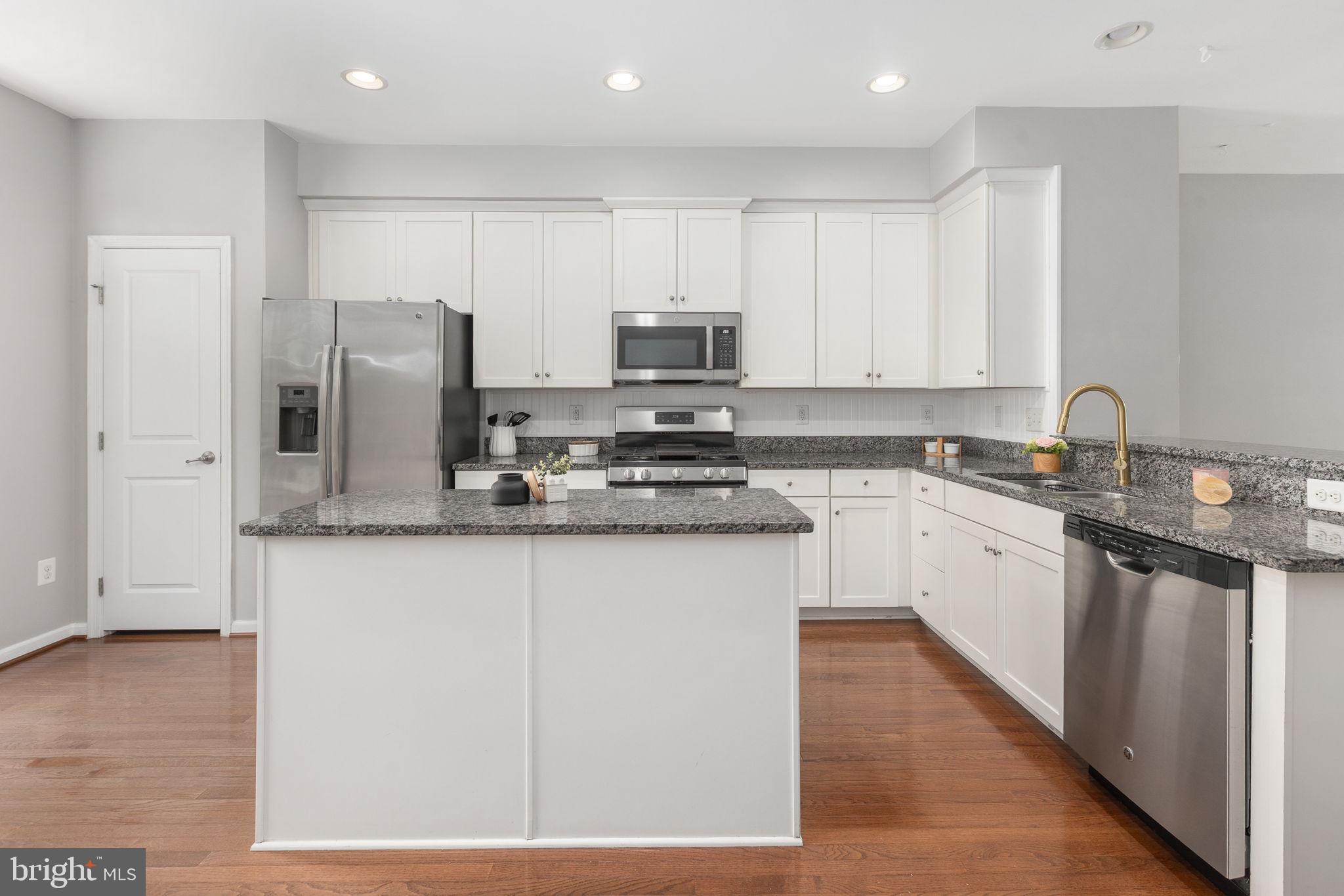 RAPPAHANNOCK LANDING - Residential