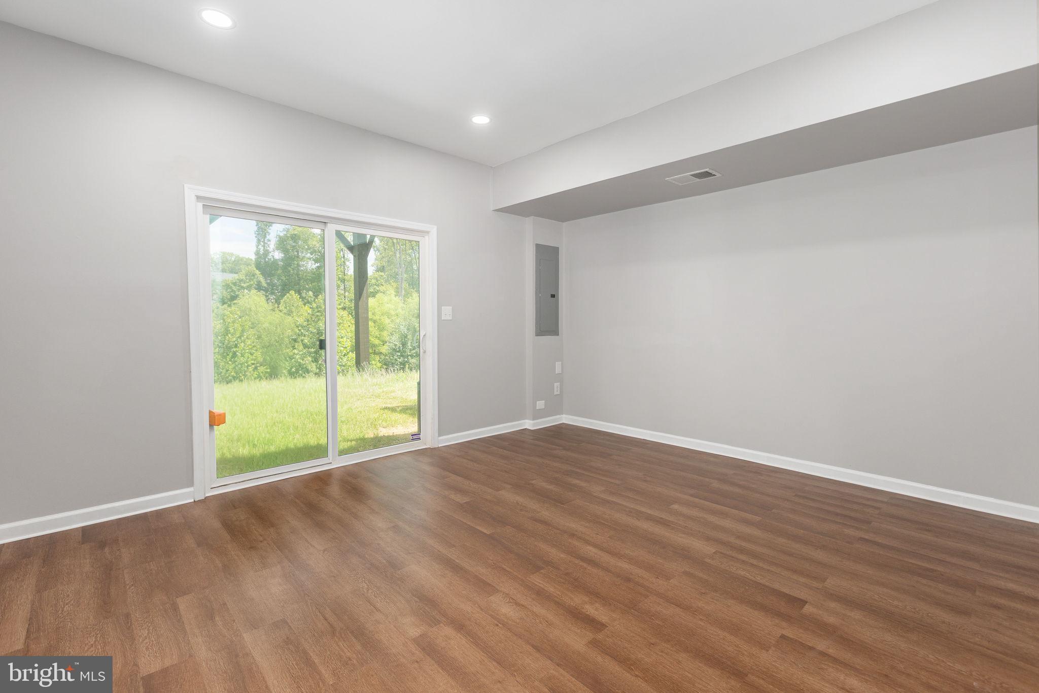 RAPPAHANNOCK LANDING - Residential