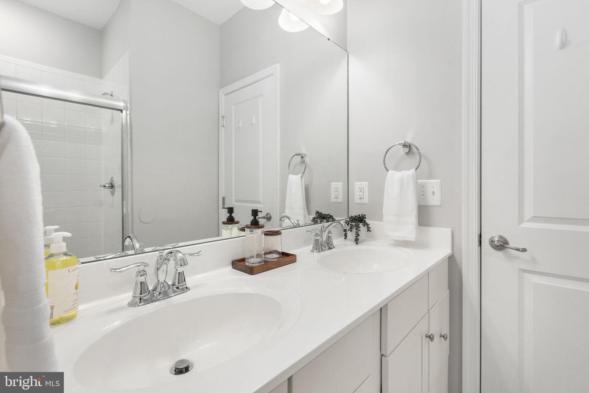 RAPPAHANNOCK LANDING - Residential