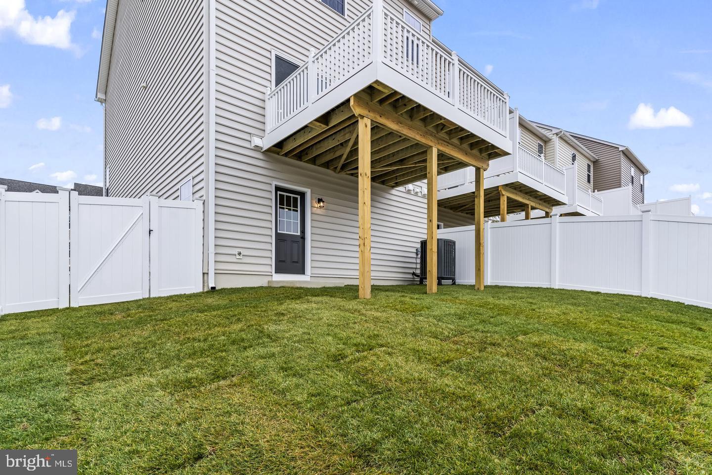 MEADOWS AT TOWN RUN II - Residential