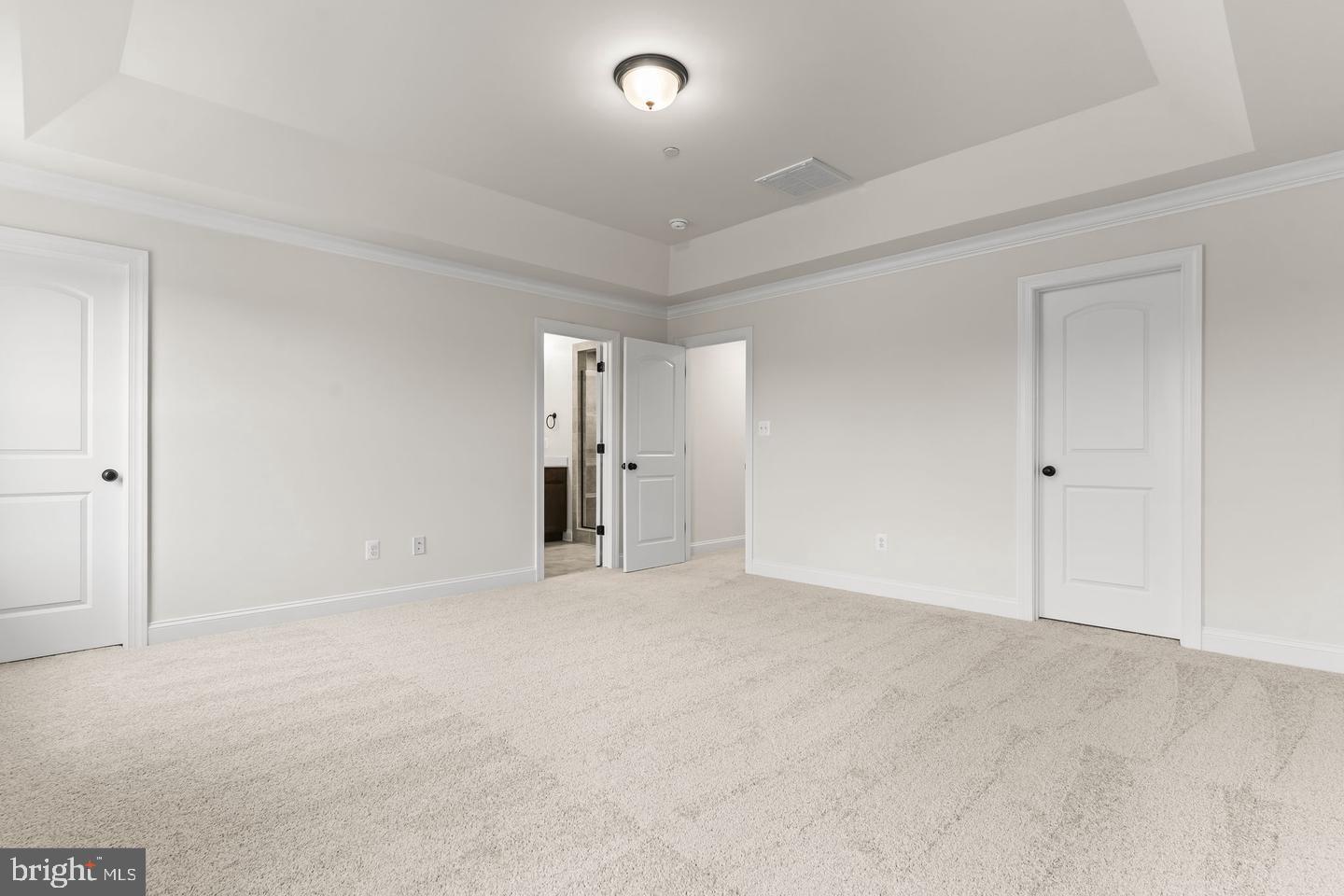 MEADOWS AT TOWN RUN II - Residential