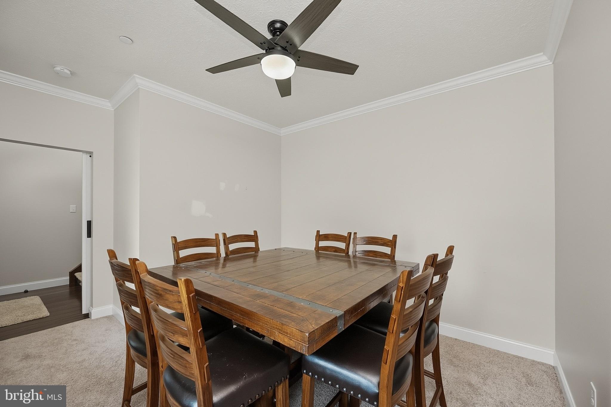 COUNTRY CLUB ACRES - Residential
