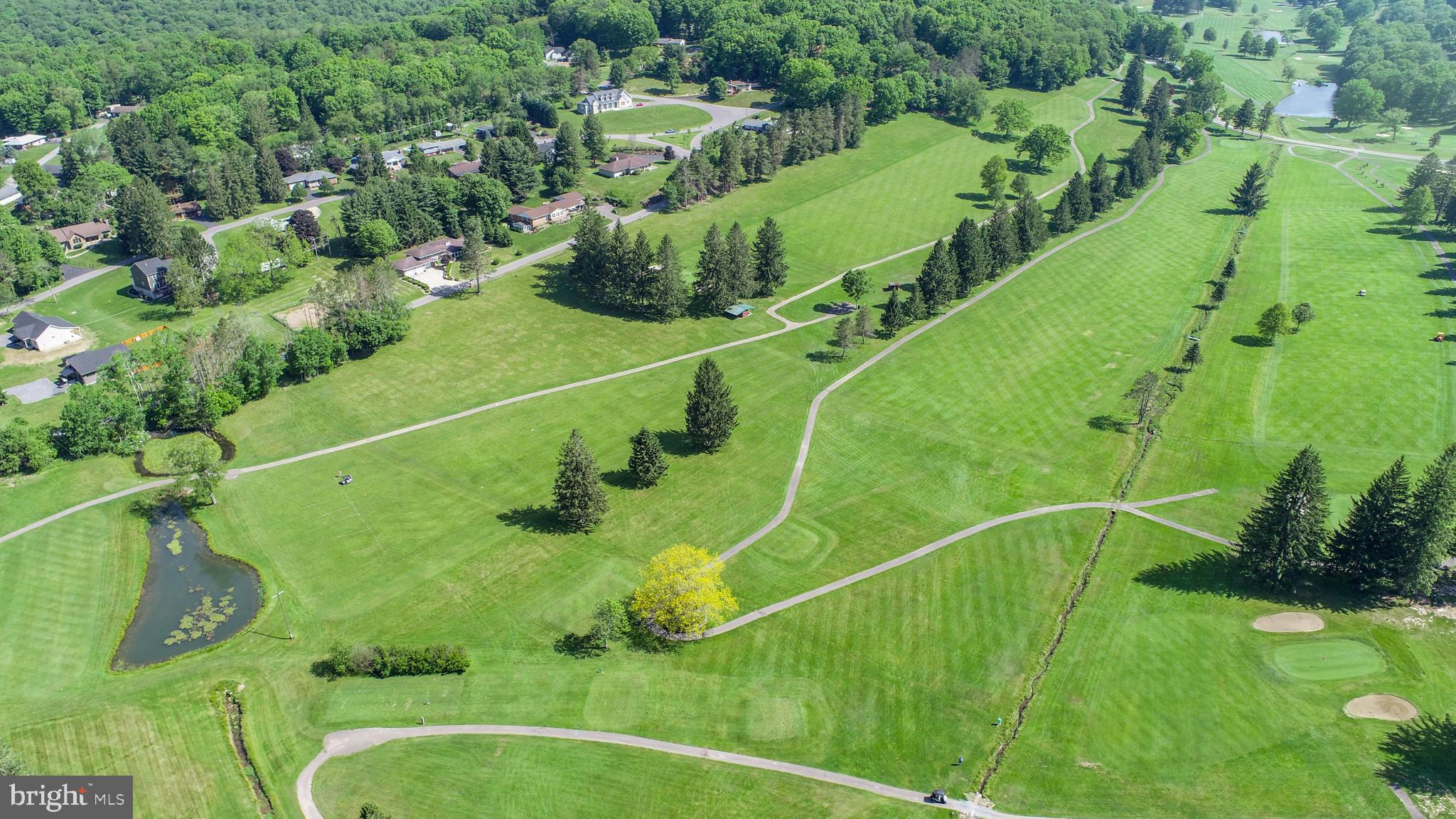 COUNTRY CLUB ACRES - Residential