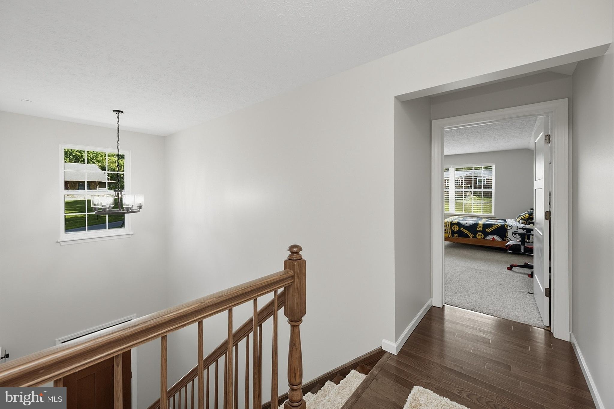 COUNTRY CLUB ACRES - Residential