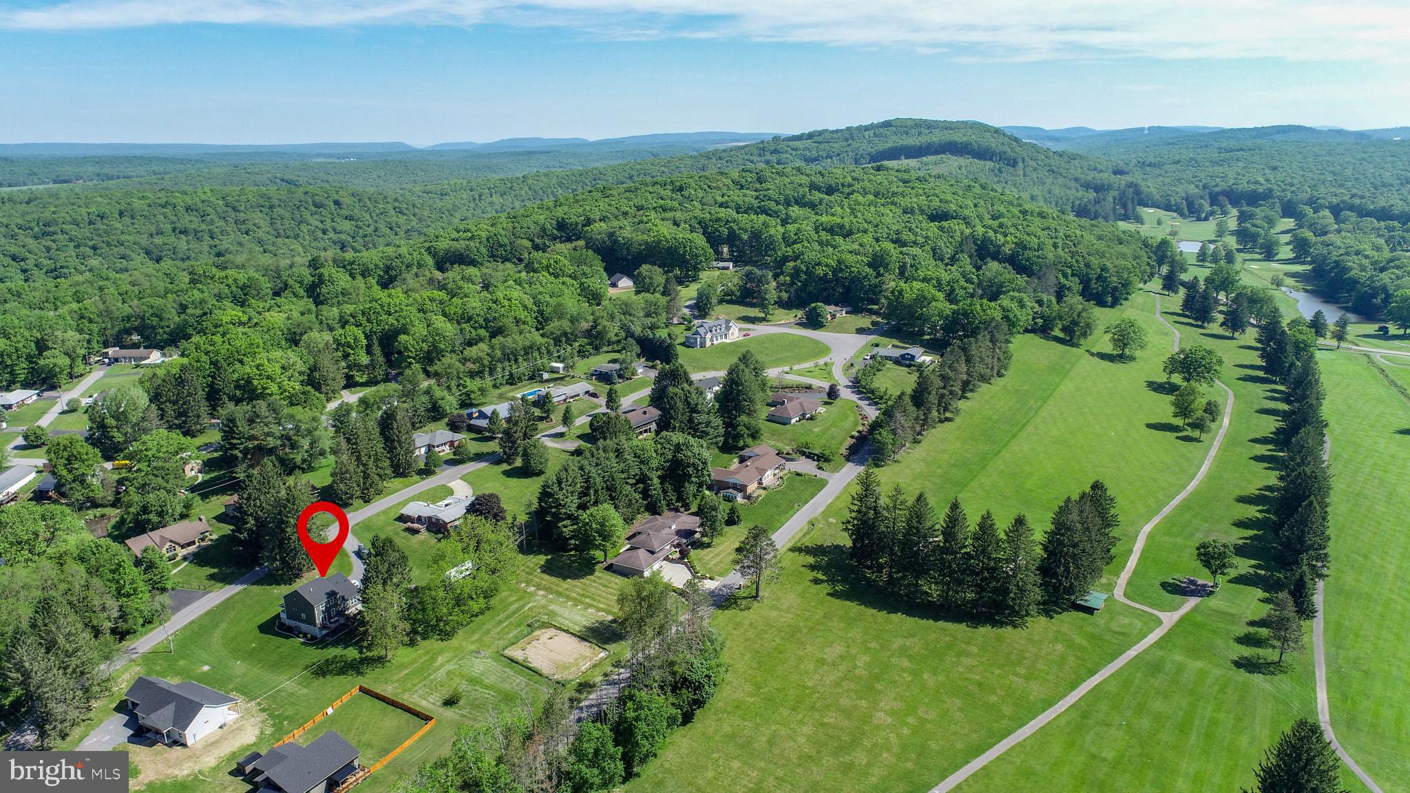 COUNTRY CLUB ACRES - Residential