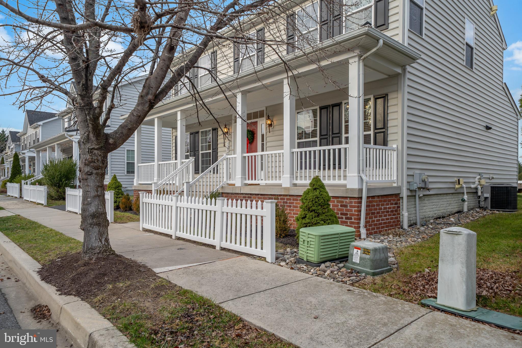 CANNERY VILLAGE - Residential
