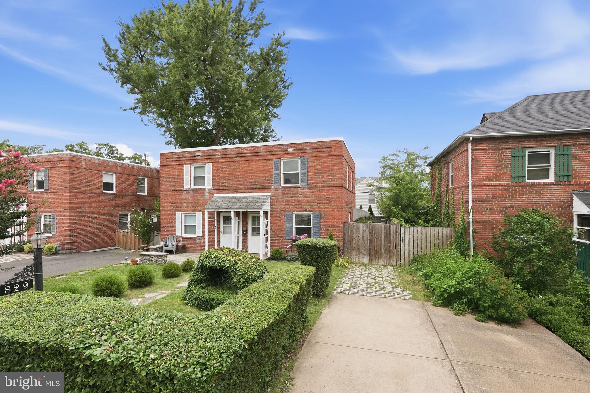 WESTMONT - Residential