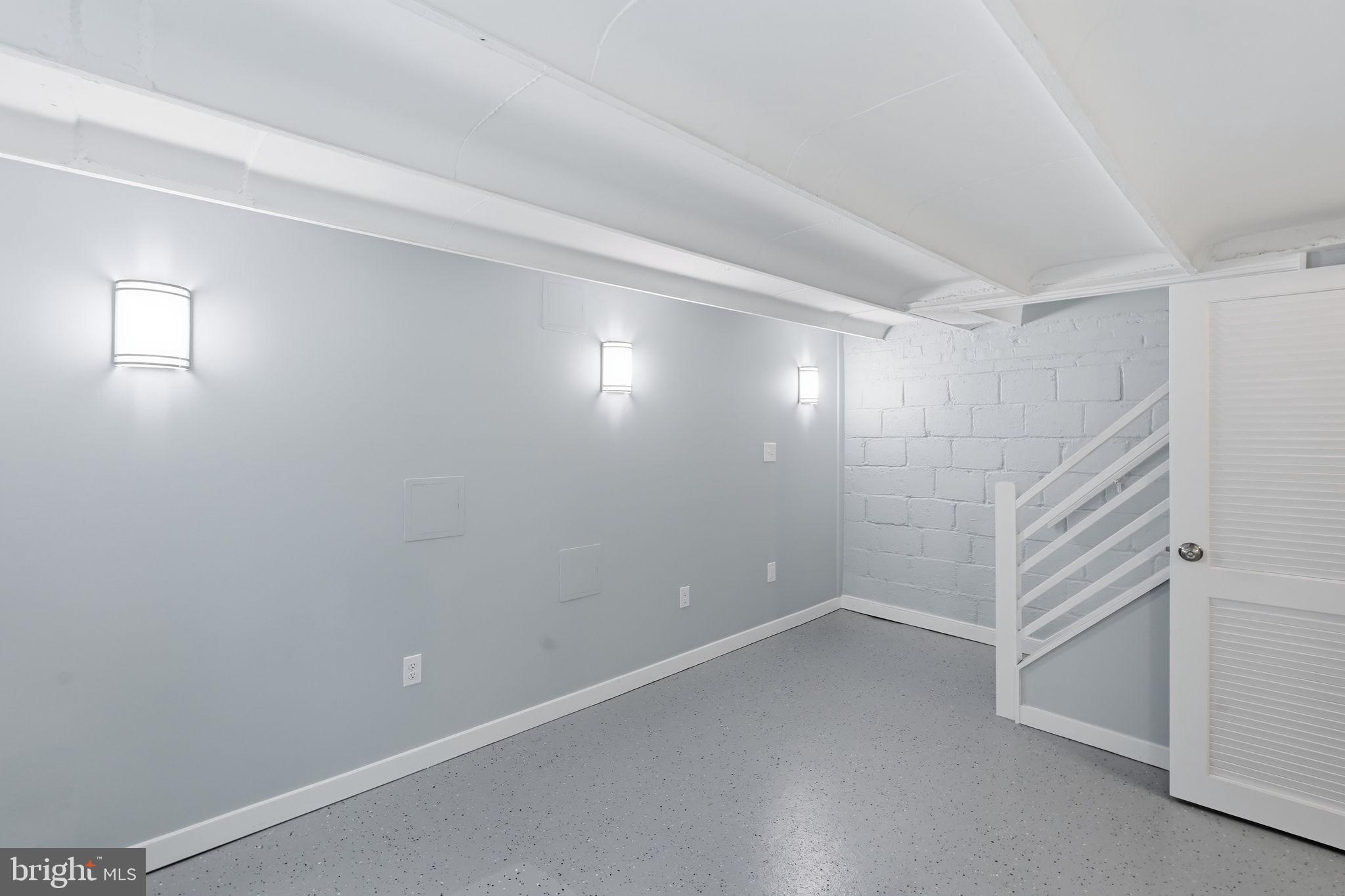 WESTMONT - Residential