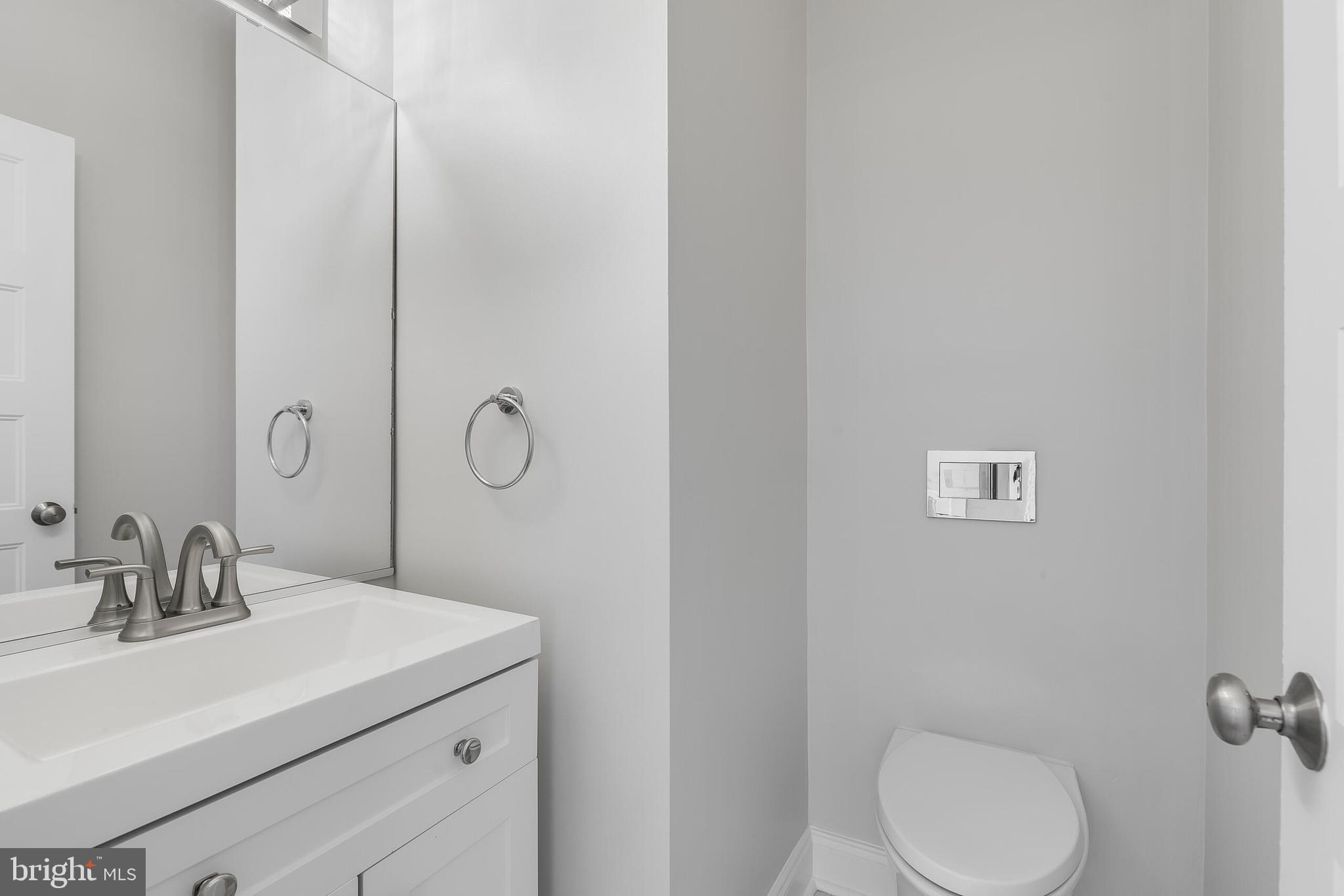 BALLSTON CREST - Residential Lease