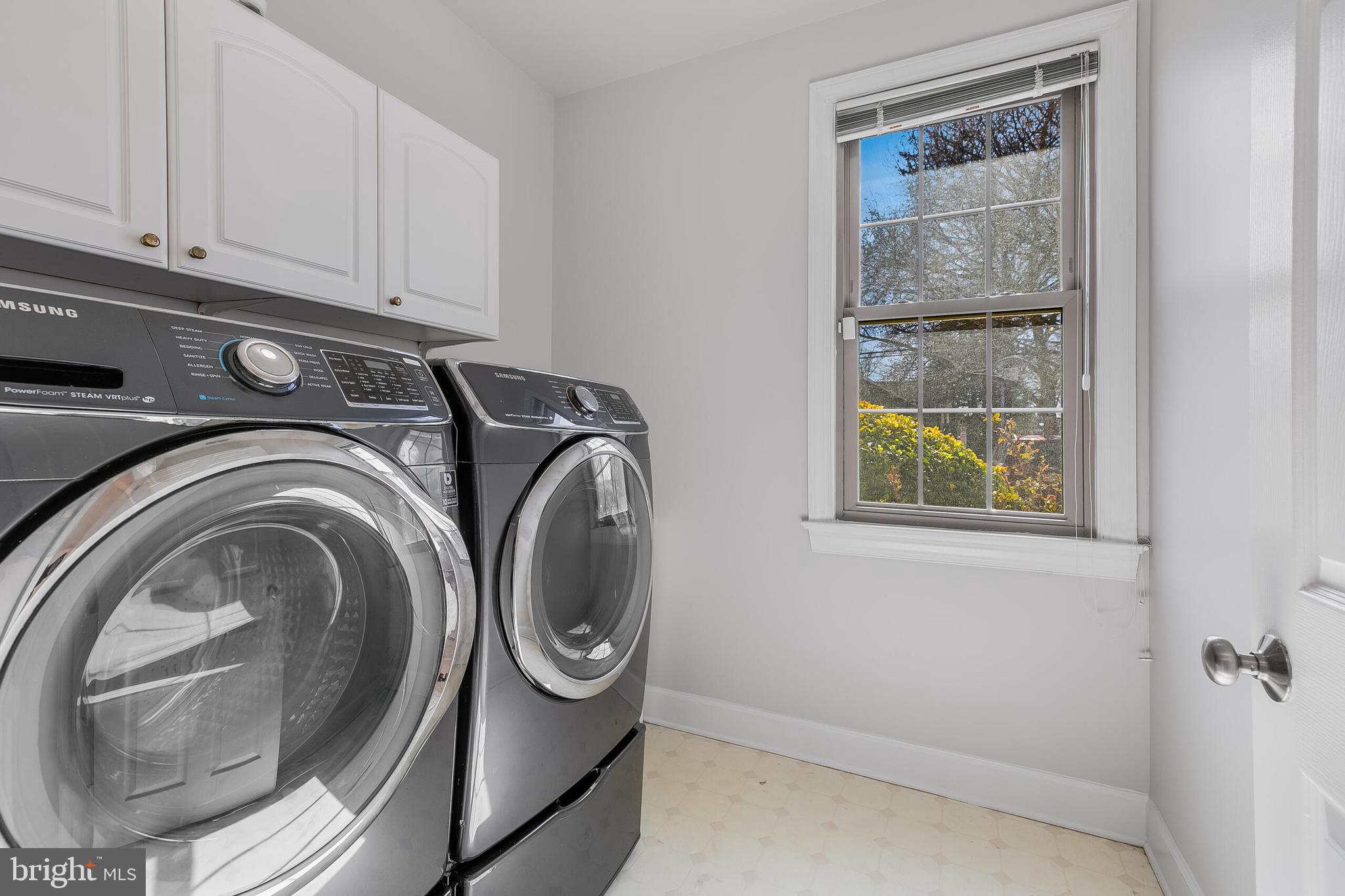 BALLSTON CREST - Residential Lease