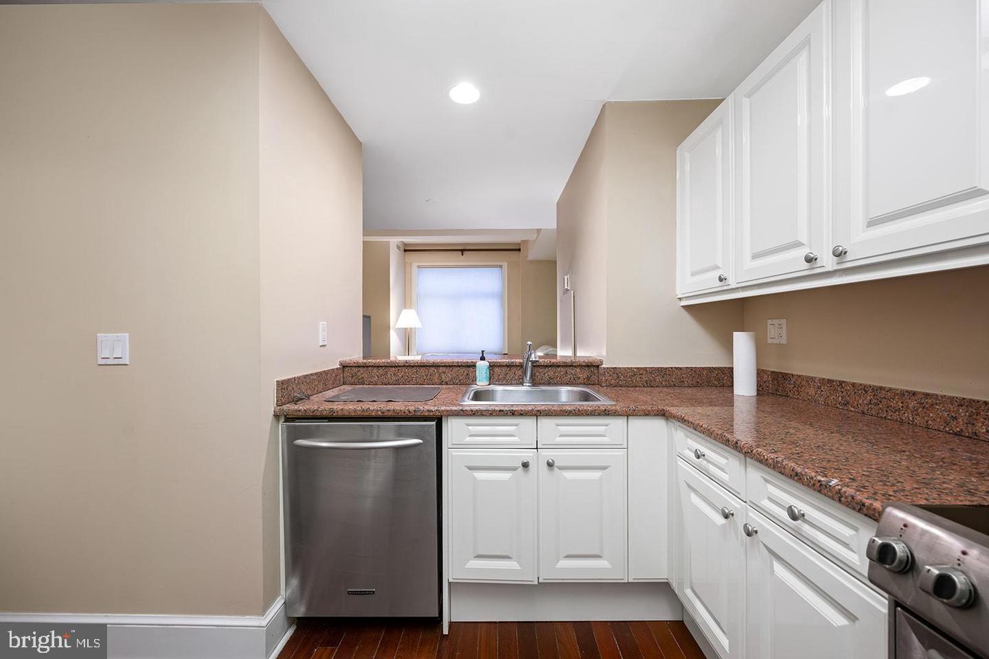 CENTER CITY - Residential