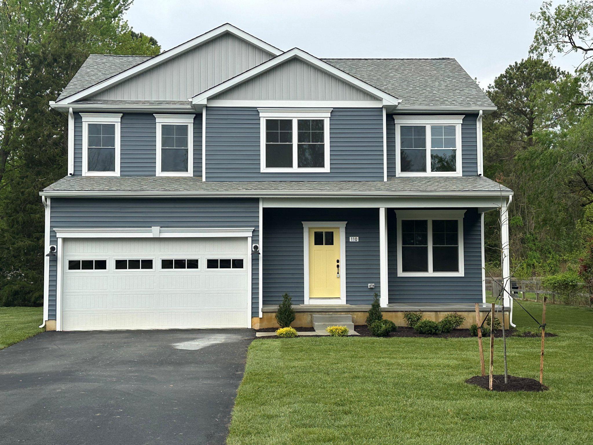 QUEEN ANNE COLONY - Residential