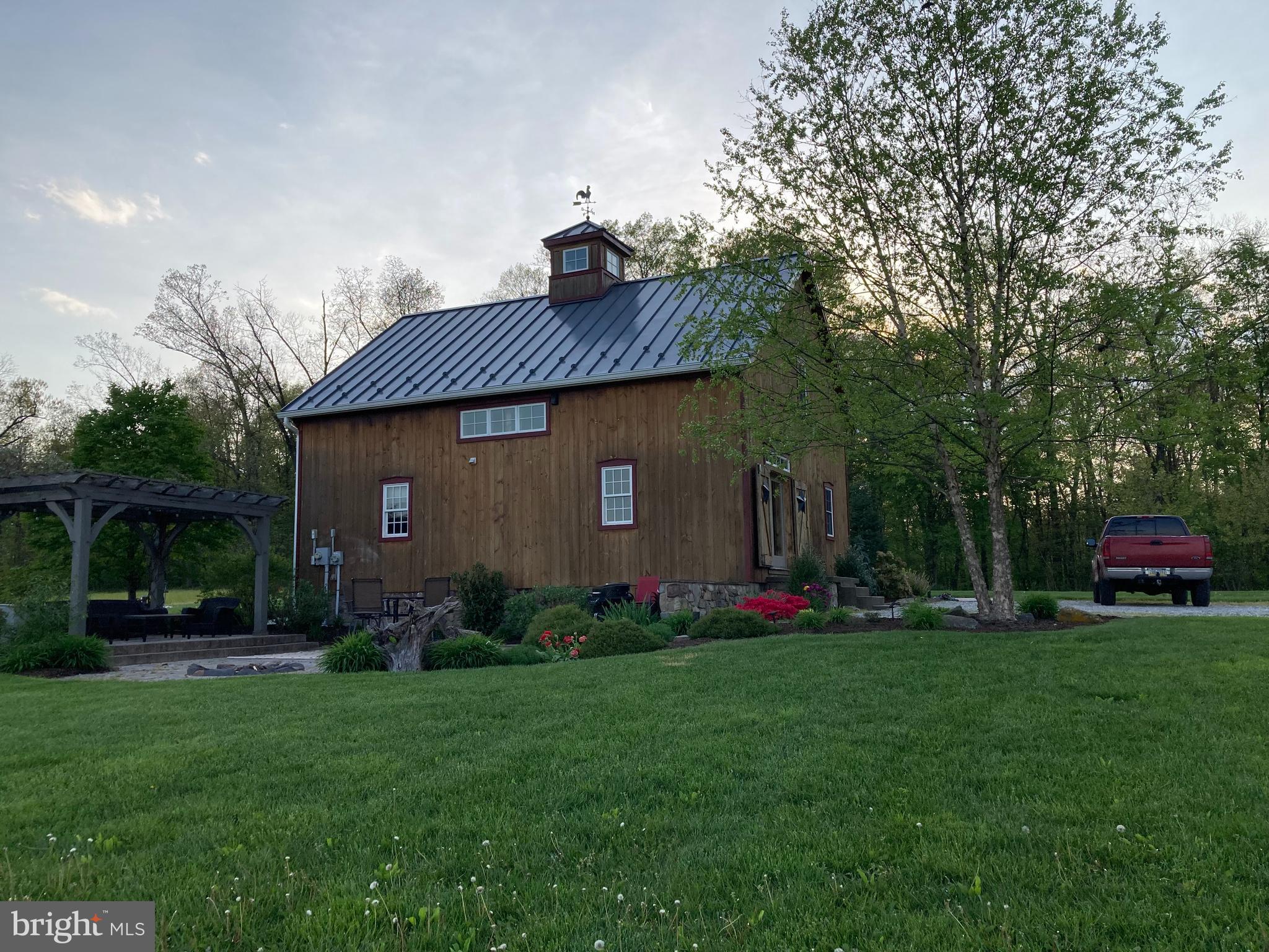 NONE, RURAL - Farm