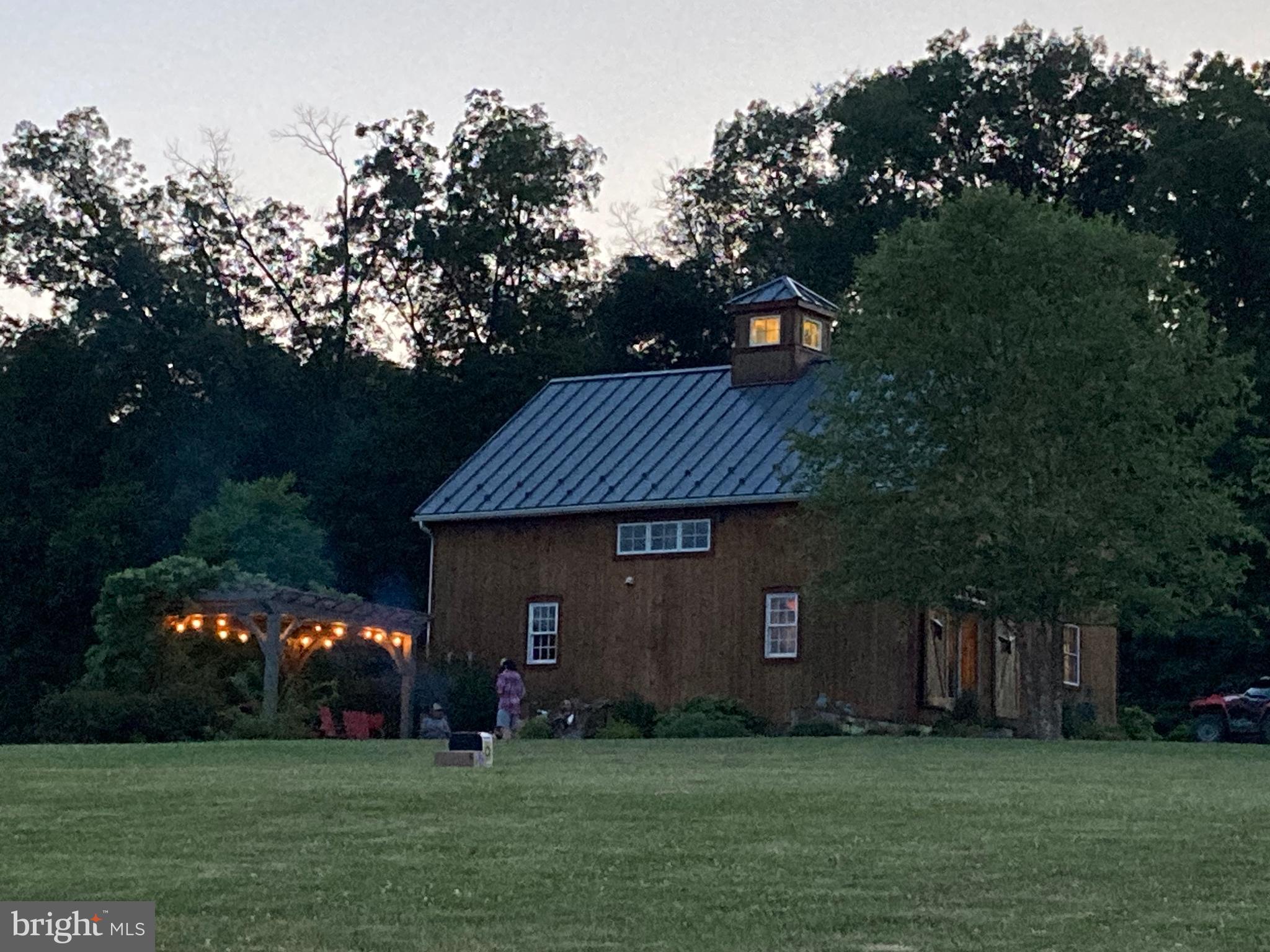 NONE, RURAL - Farm