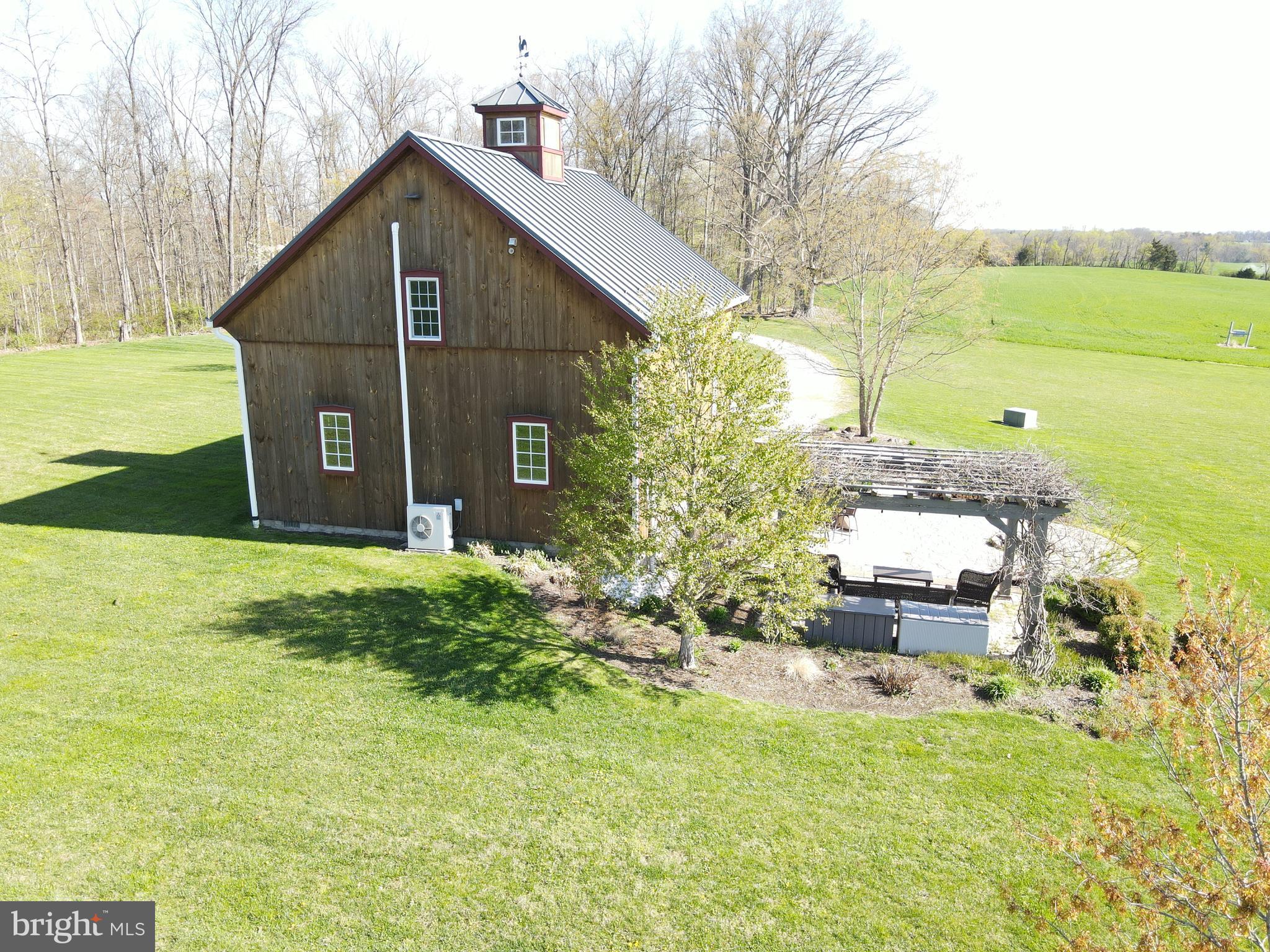NONE, RURAL - Farm