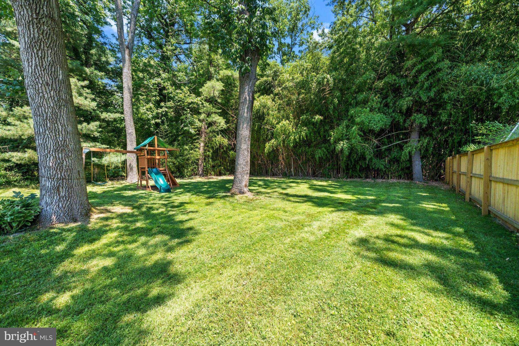 BELLEVUE MANOR ADD - Residential