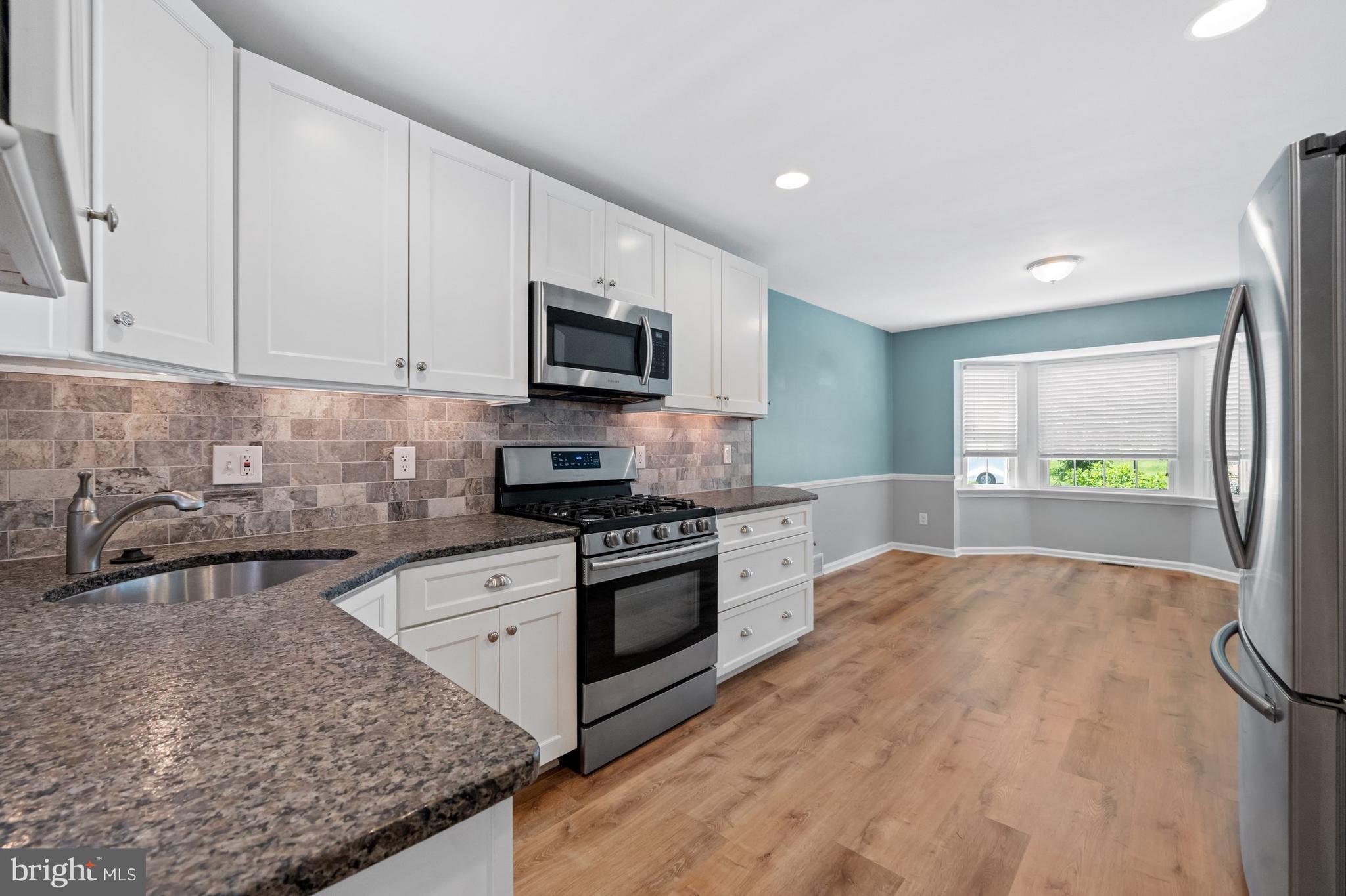 BELLEVUE MANOR ADD - Residential