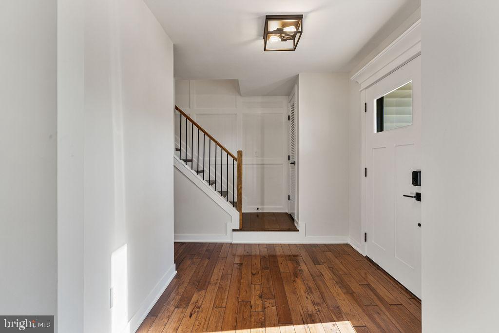 POTOMAC CROSSING - Residential