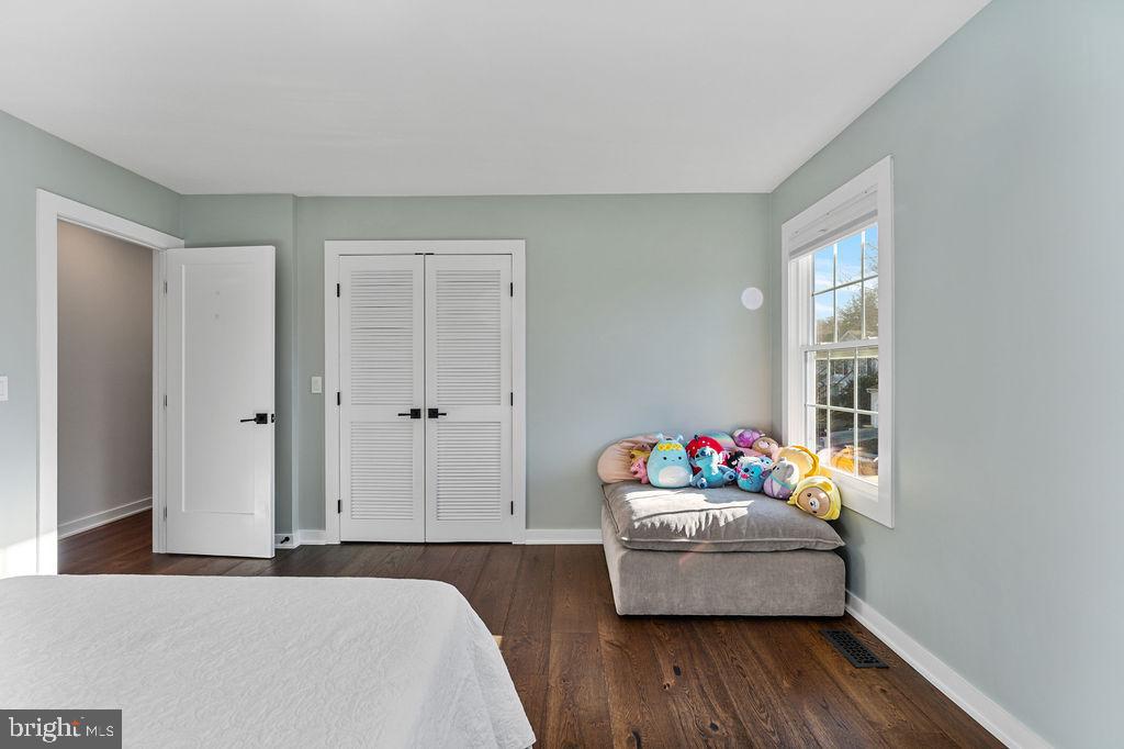 POTOMAC CROSSING - Residential
