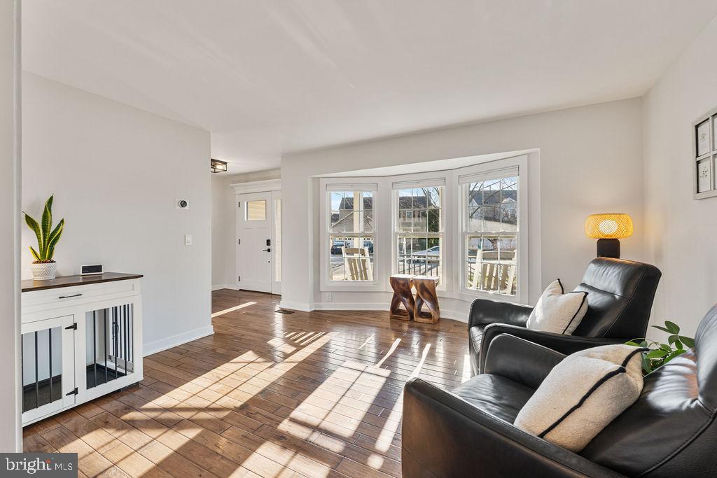POTOMAC CROSSING - Residential