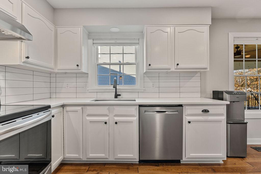 POTOMAC CROSSING - Residential