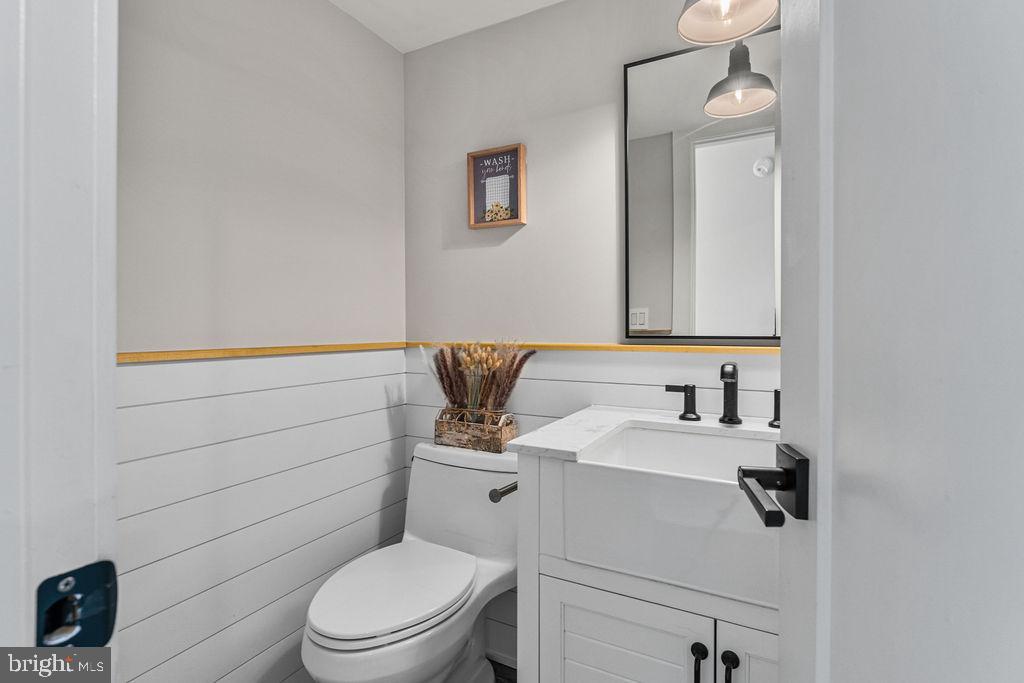 POTOMAC CROSSING - Residential