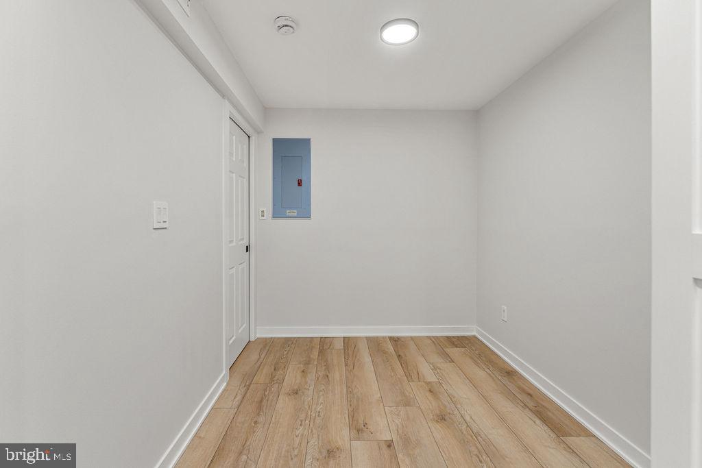 POTOMAC CROSSING - Residential