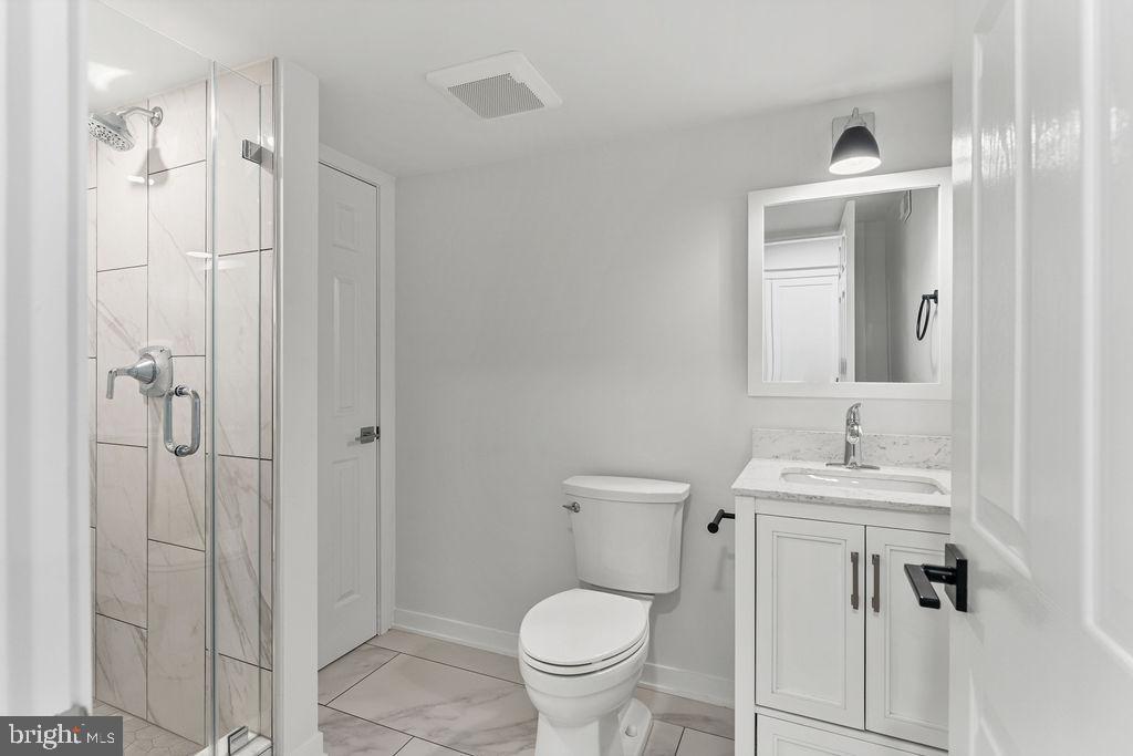 POTOMAC CROSSING - Residential