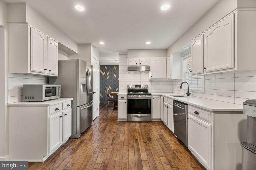 POTOMAC CROSSING - Residential