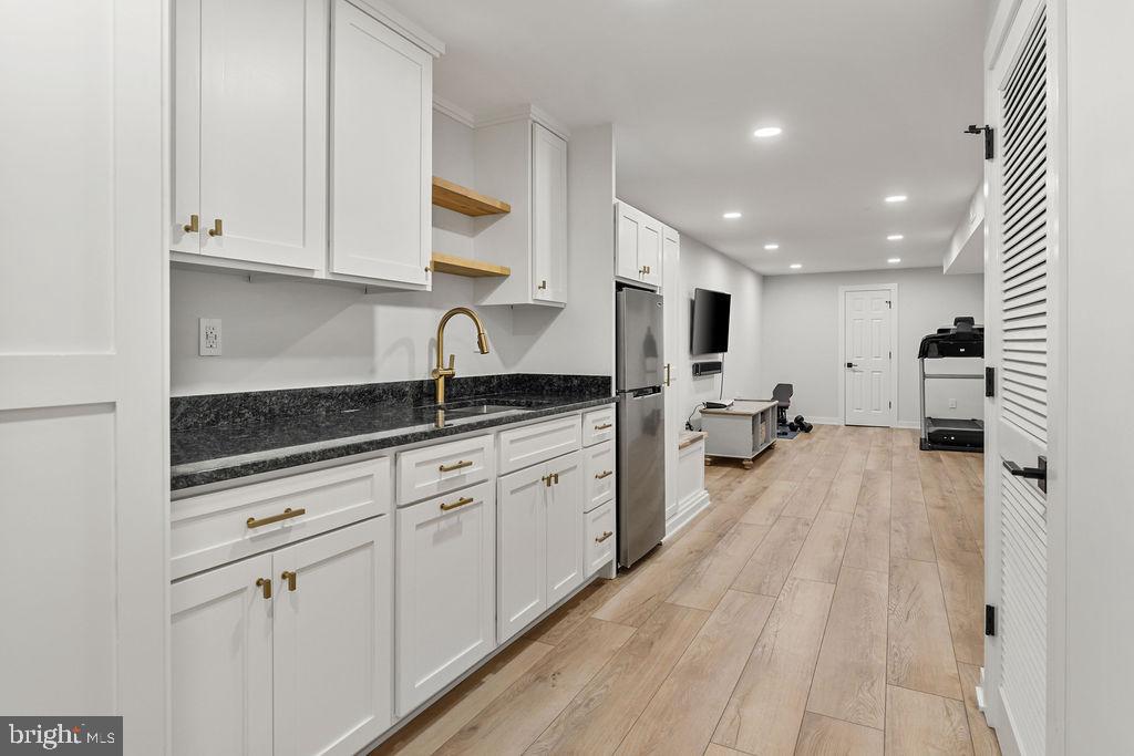 POTOMAC CROSSING - Residential