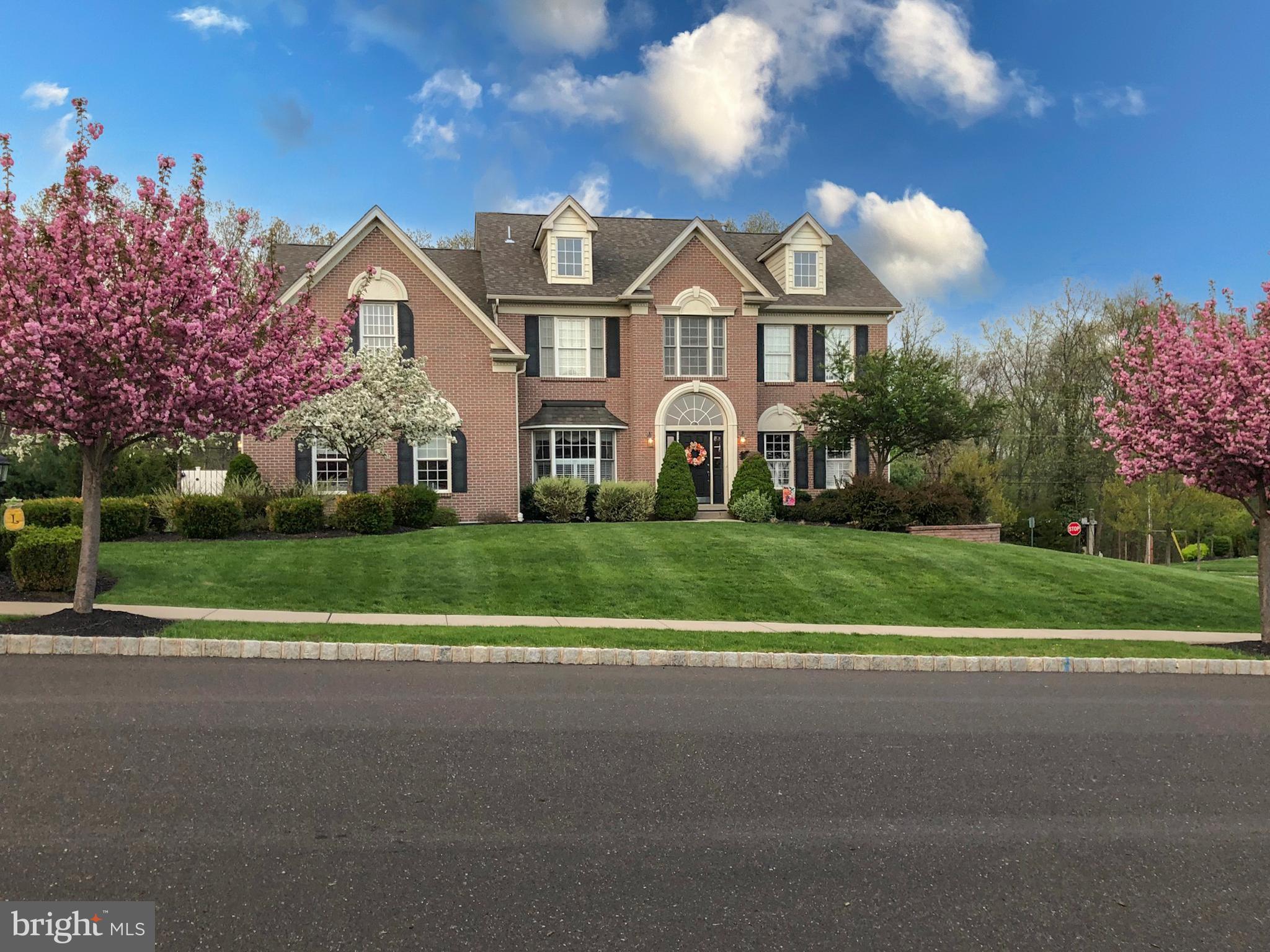 HILLTOWN RIDGE - Residential