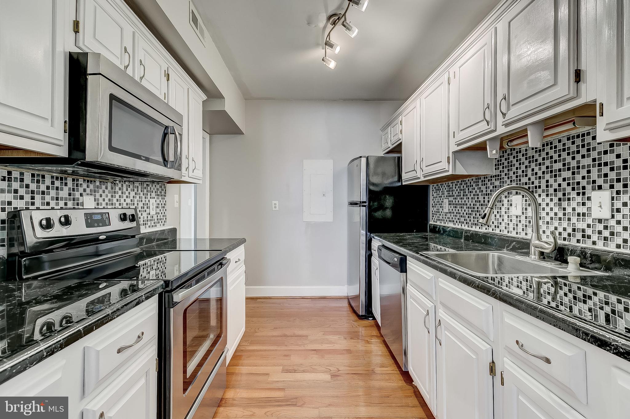 RIDGELY'S DELIGHT - Residential Lease