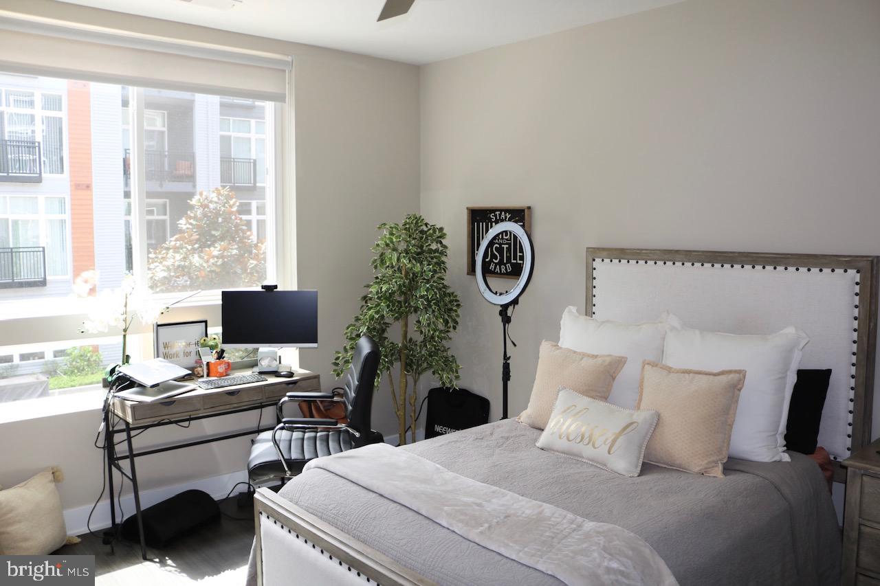 NATIONAL HARBOR - Residential Lease