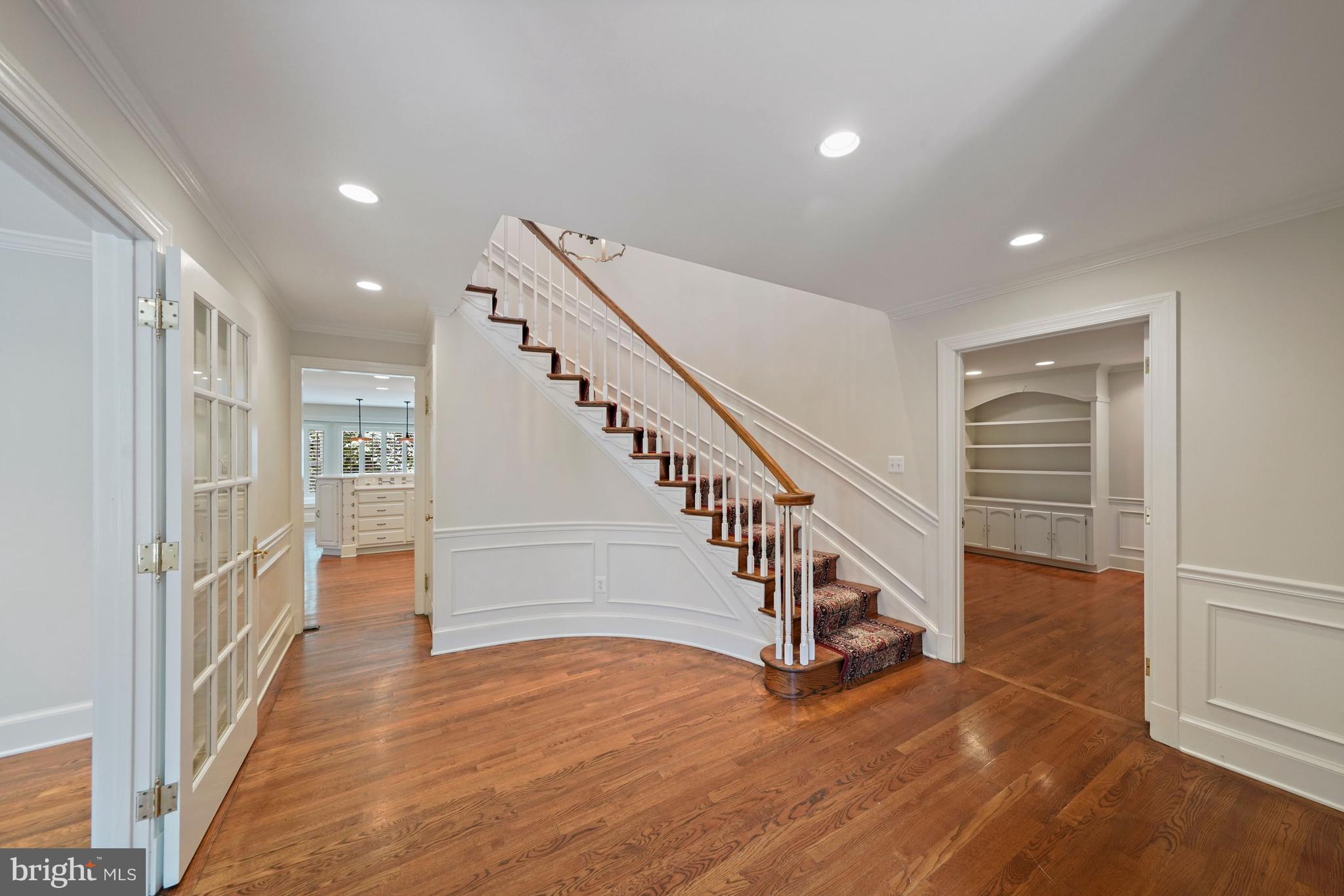 LYNWOOD - Residential